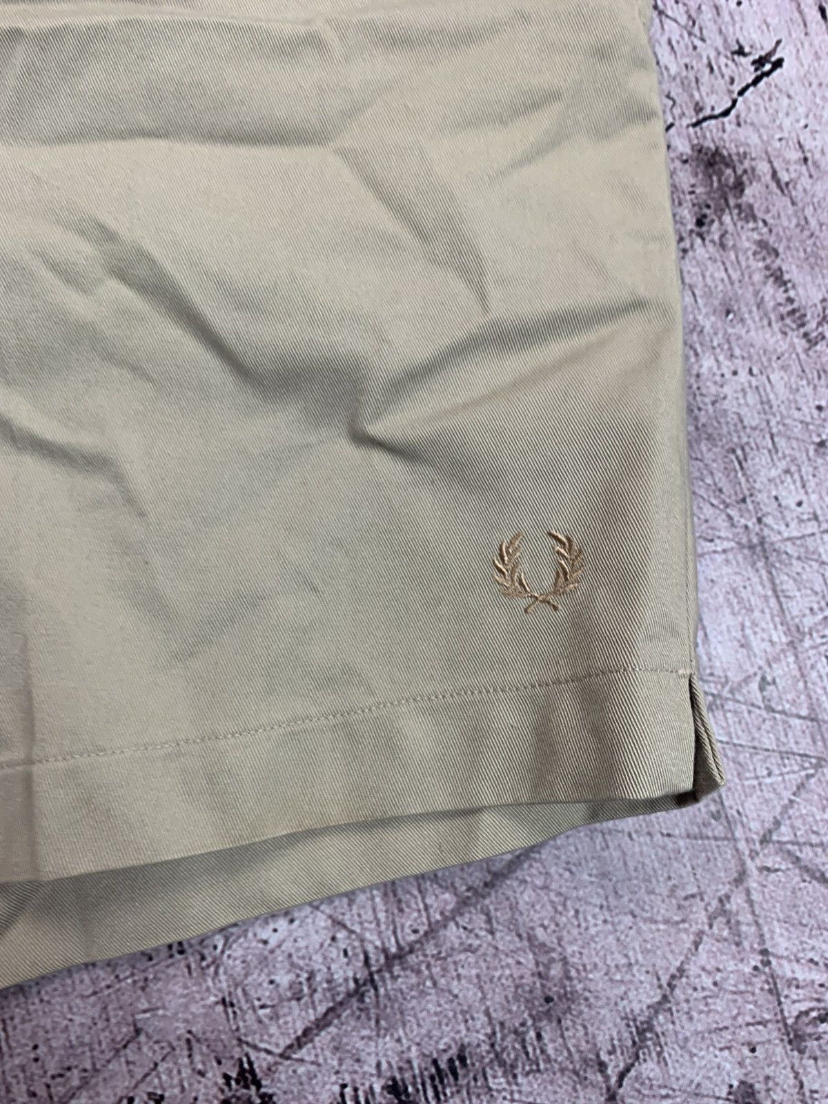 Fred Perry × Vintage Vintage Fred Perry Shorts Size US 36 / EU 52 - 7 Thumbnail