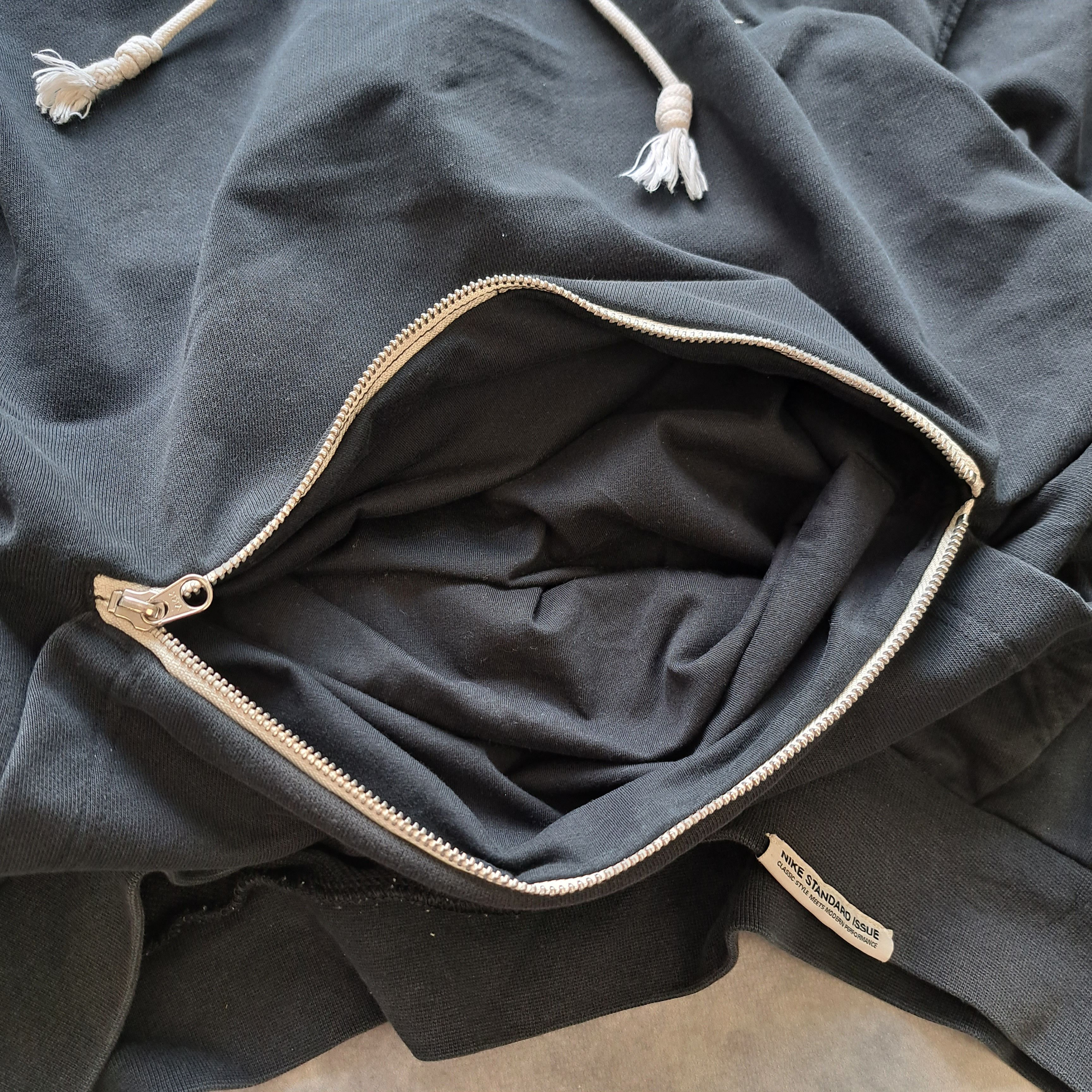Nike Nike Archive Pocket Zip Japanese Boxy Hoodie Rare Size US L / EU 52-54 / 3 - 3 Thumbnail