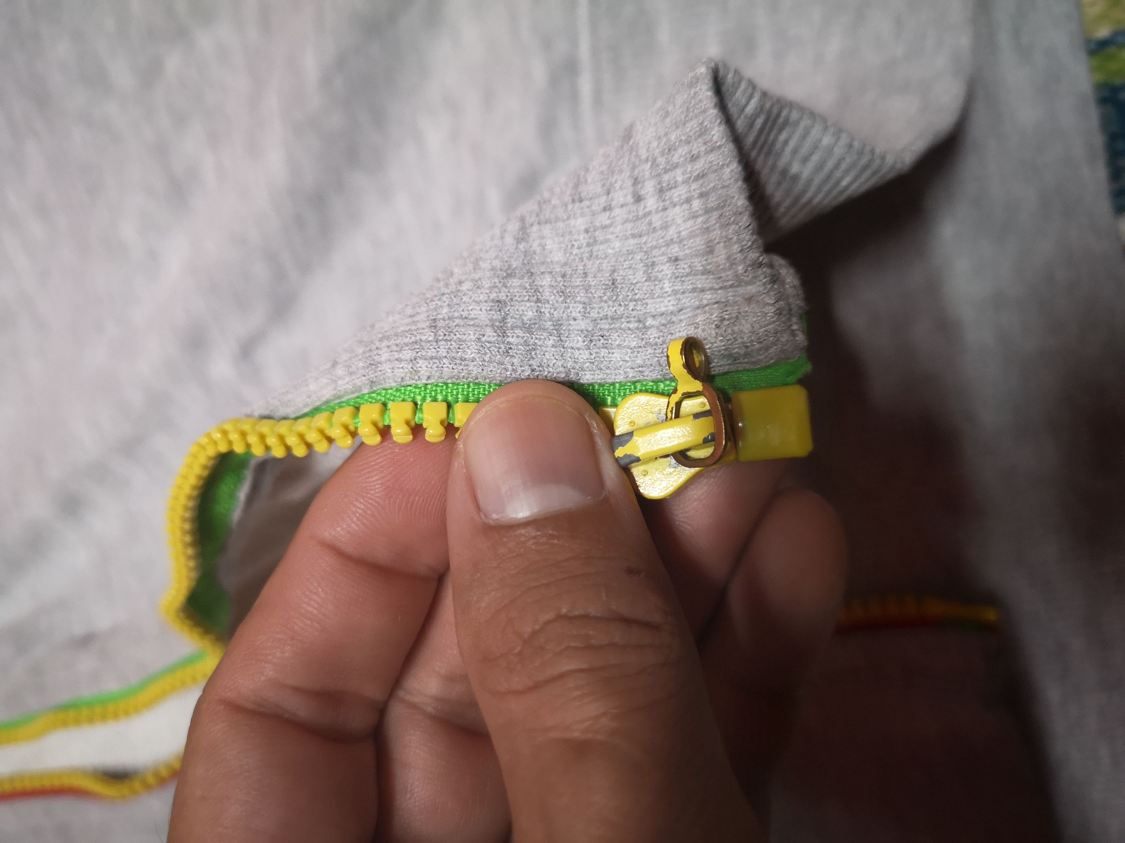 Japanese Brand × Vintage UITTG BABY Hoodie Rasta Style Size US L / EU 52-54 / 3 - 9 Thumbnail