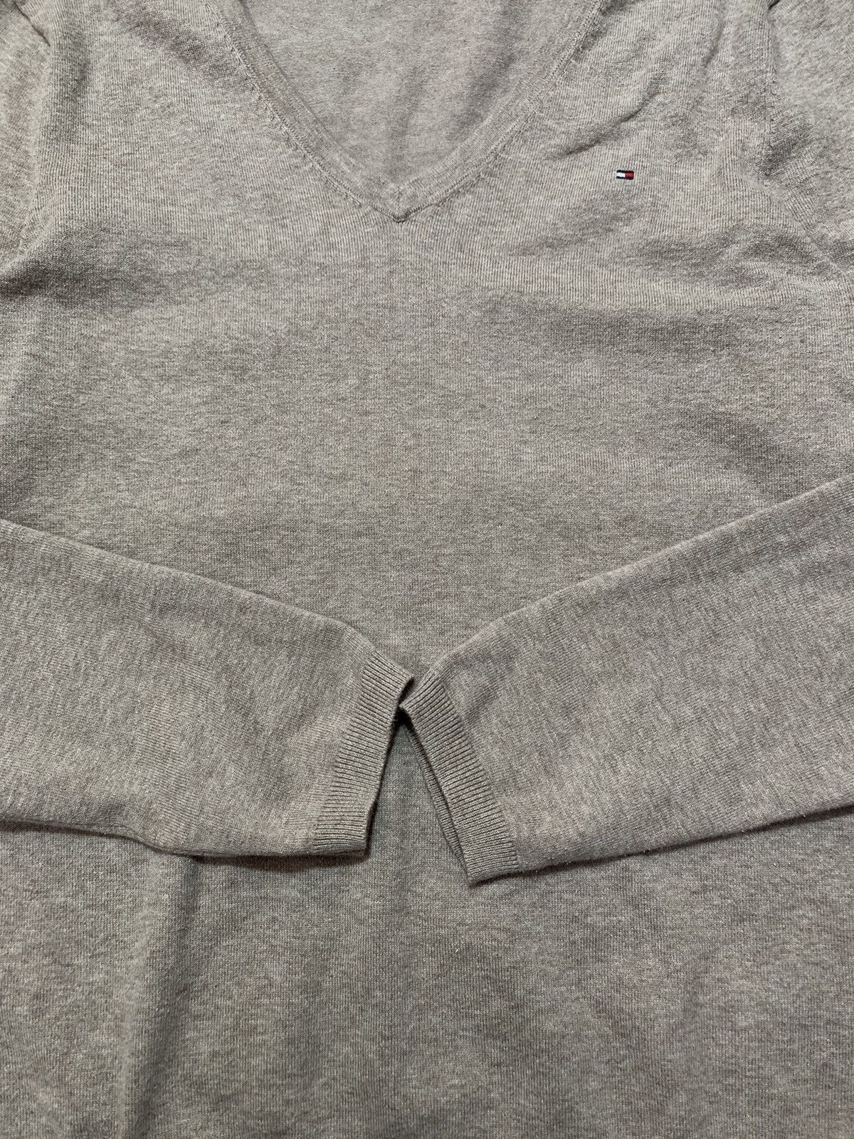 Tommy Hilfiger × Vintage Vintage Y2K Tommy Hilfiger sweater old money style size S Size S / US 4 / IT 40 - 4 Thumbnail