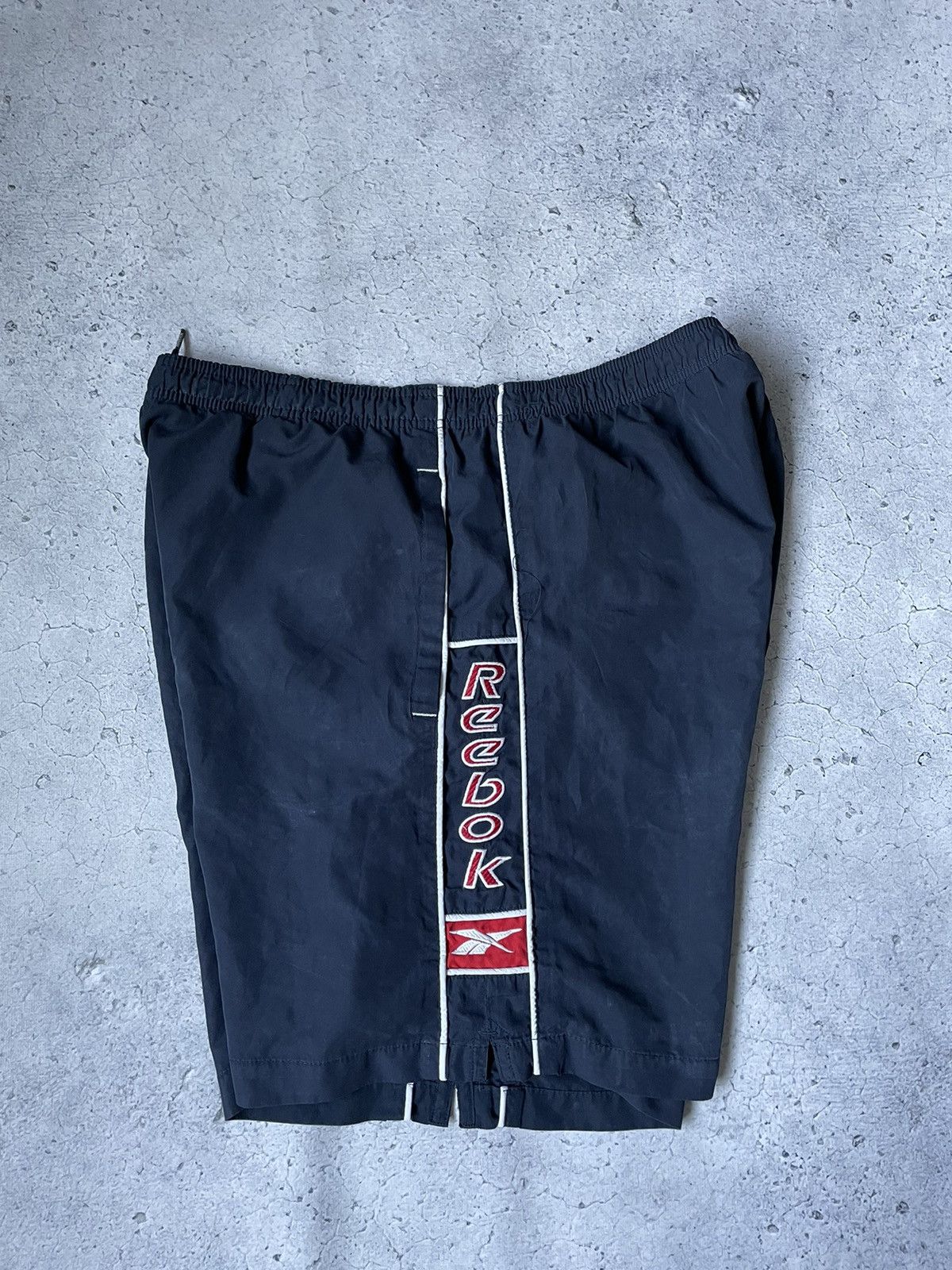 Reebok × Vintage Vintage Reebok Striped Nylon Shorts Size US 34 / EU 50 - 1 Thumbnail