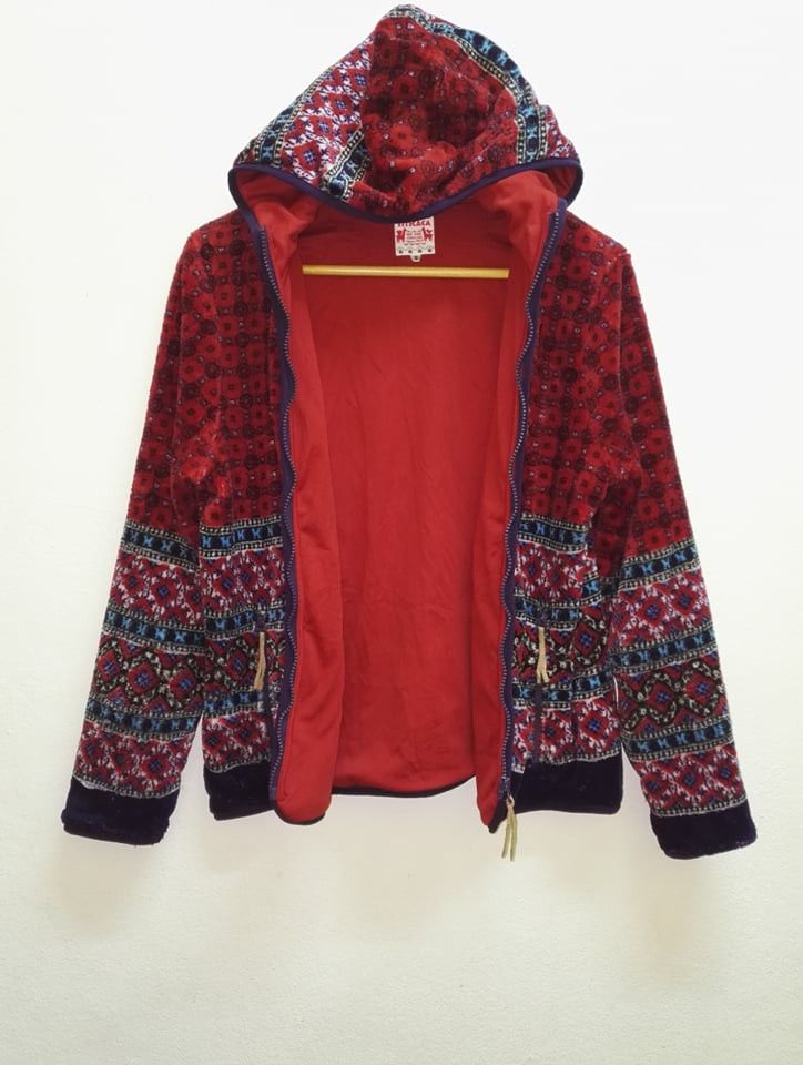 Japanese Brand VERY RARE🔥 TITICACA FLEECE HOODIE Size US S / EU 44-46 / 1 - 4 Thumbnail