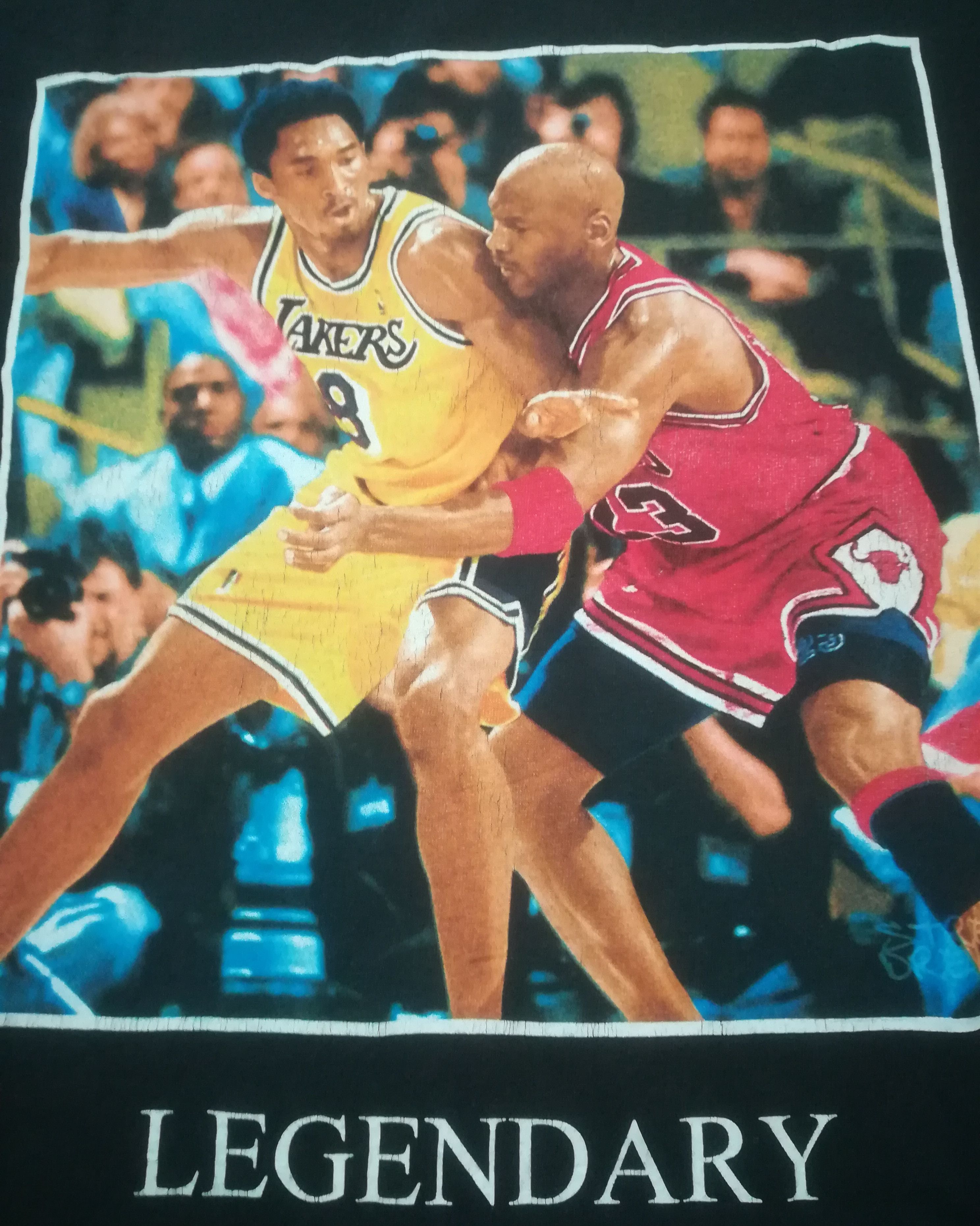 NBA Vintage Legendary Kobe Bryant Vs Michael Jordan Tshirt Size US M / EU 48-50 / 2 - 3 Thumbnail