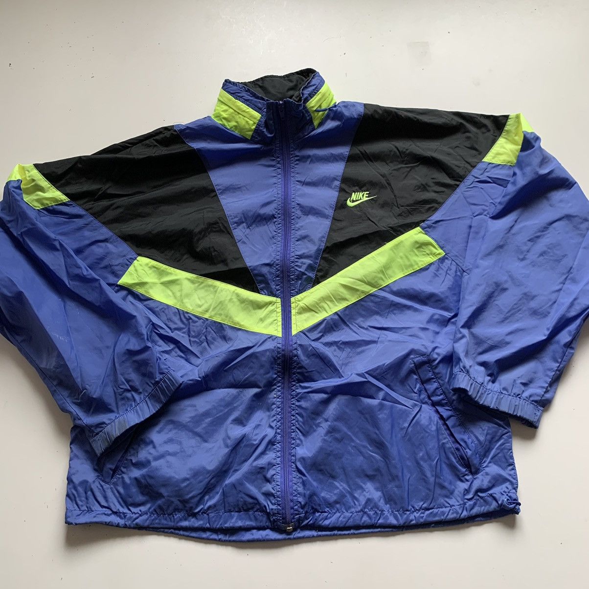 Nike × Vintage Vintage 90s Nike Embroidered Swoosh Windbreaker Jacket Rare Size US L / EU 52-54 / 3 - 1 Thumbnail