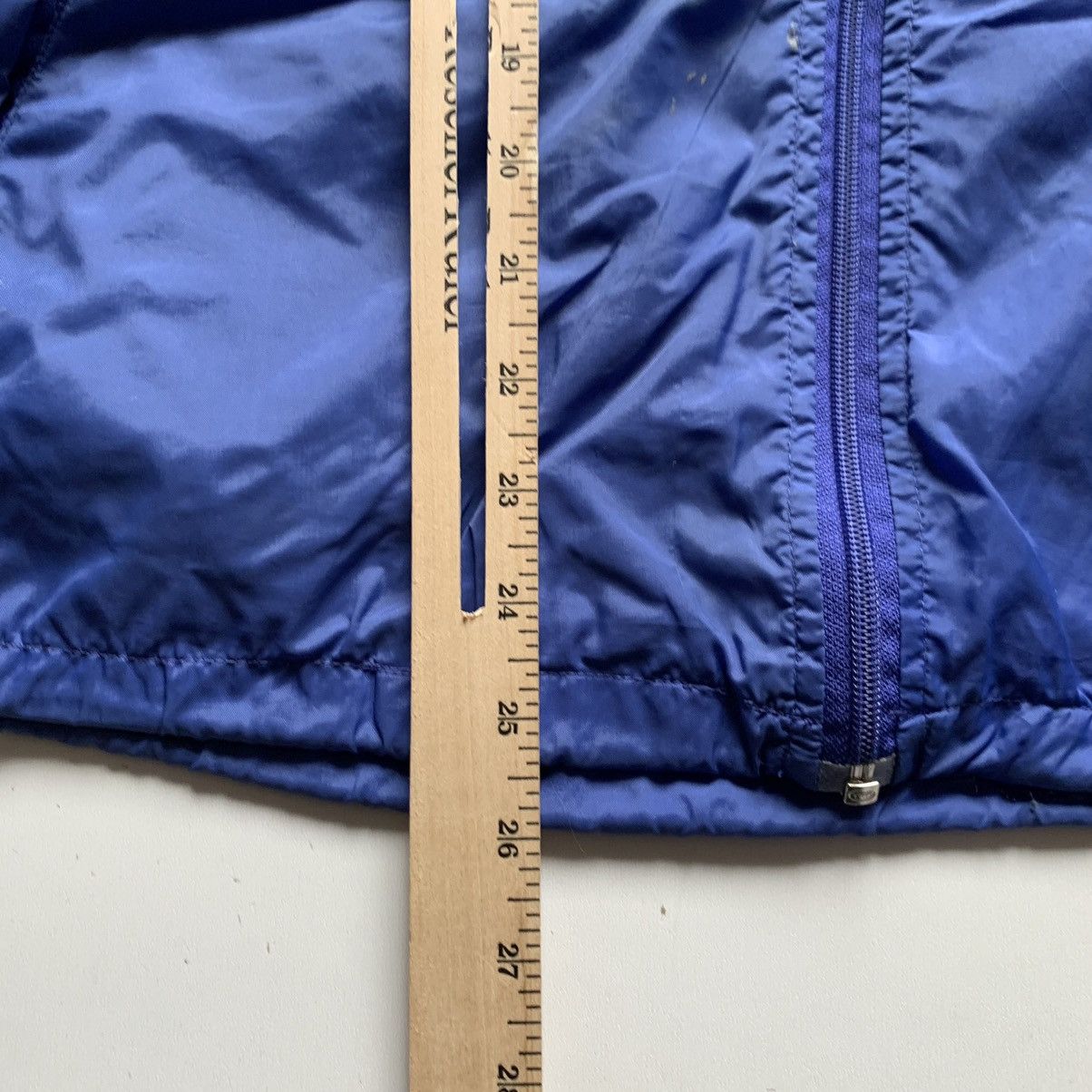 Nike × Vintage Vintage 90s Nike Embroidered Swoosh Windbreaker Jacket Rare Size US L / EU 52-54 / 3 - 8 Thumbnail