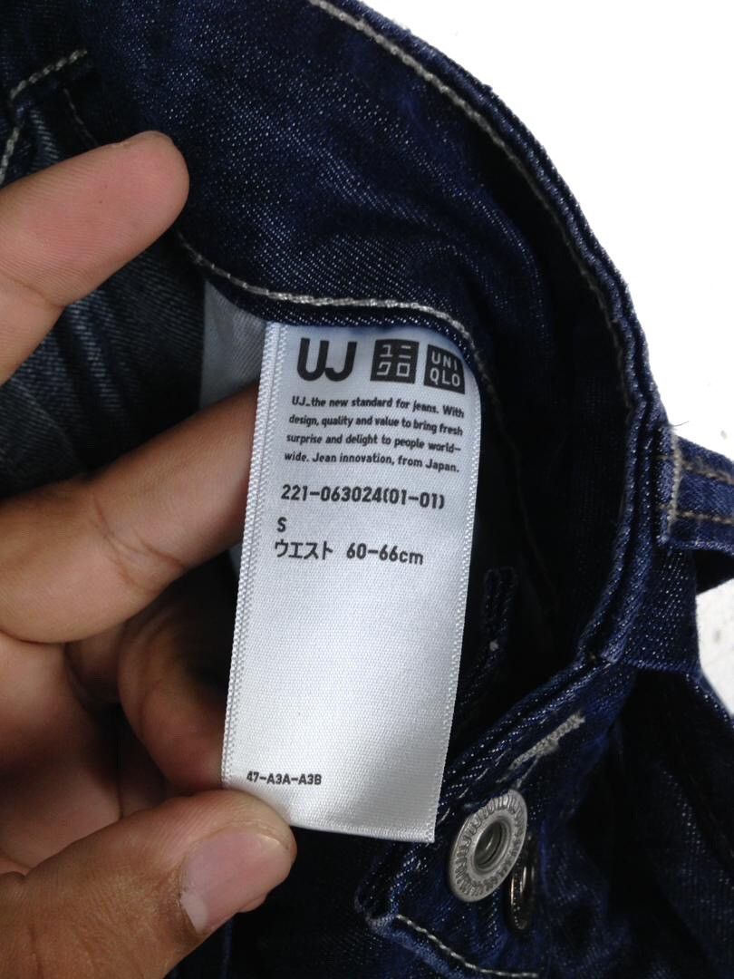 Uniqlo uniqlo pants Size US 31 - 13 Thumbnail