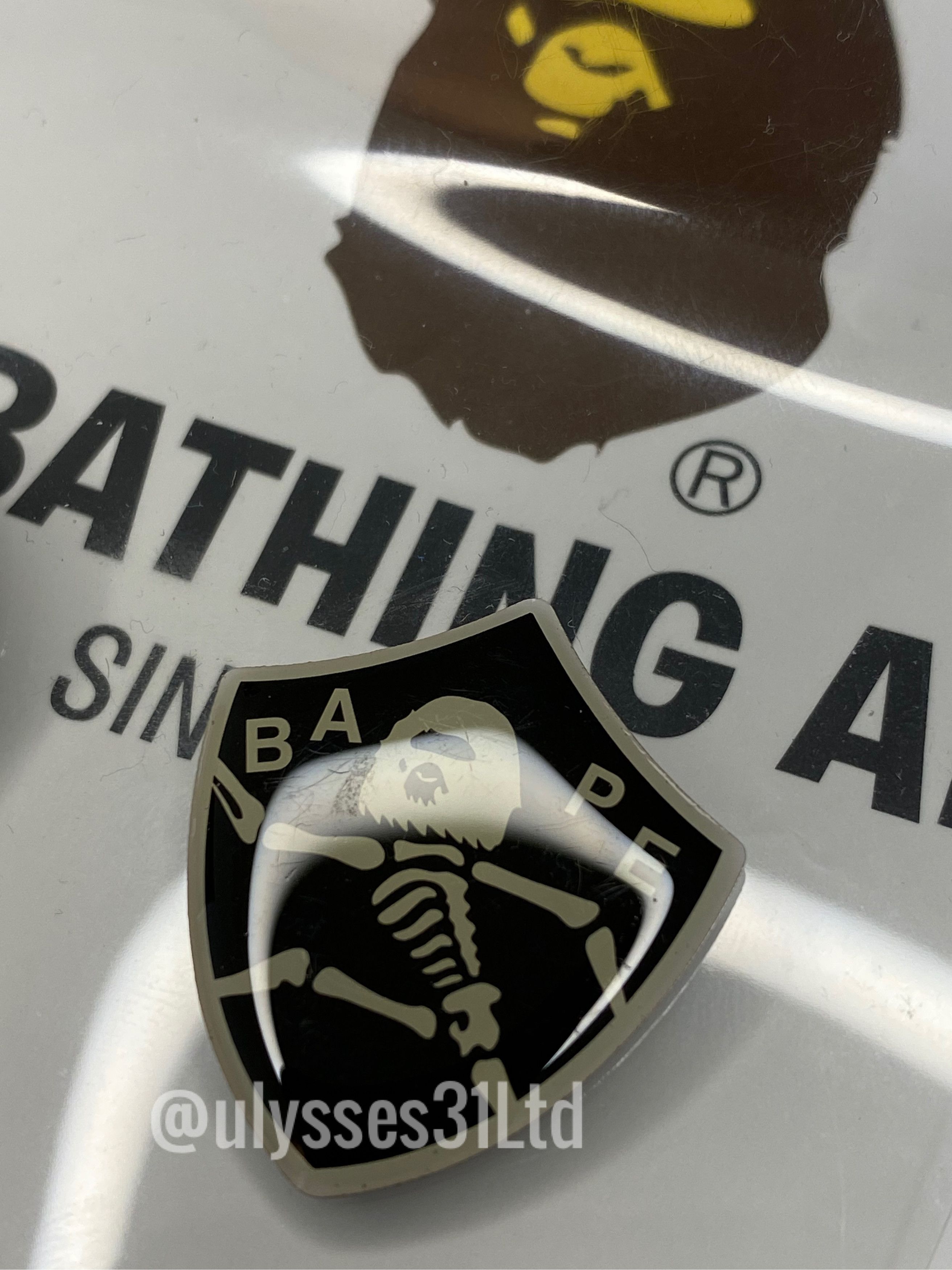 Bape Bape Badge Pin Set Size ONE SIZE - 3 Thumbnail