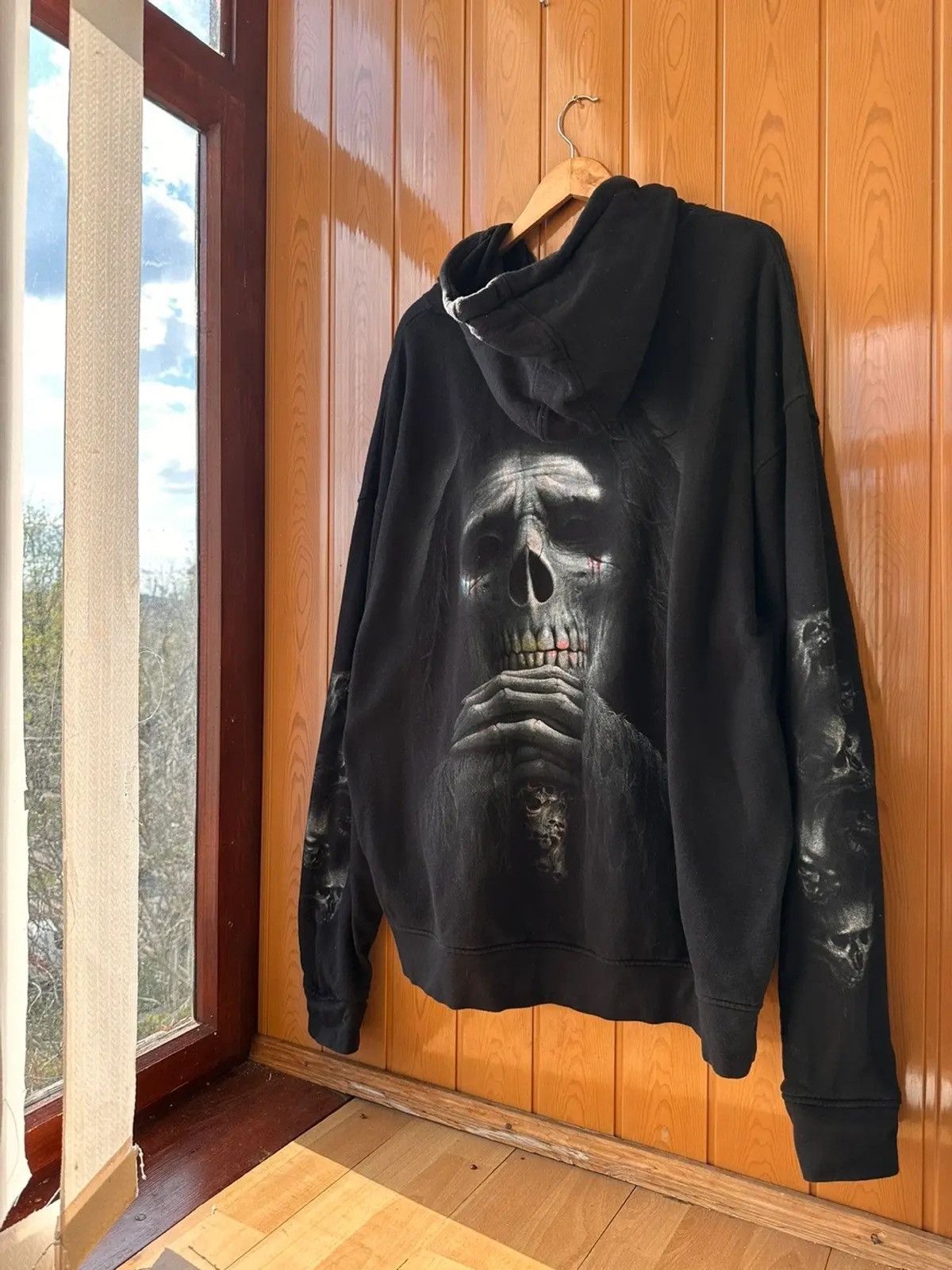 Vintage Spiral by Ed Hardy Style Skull Hoodie
