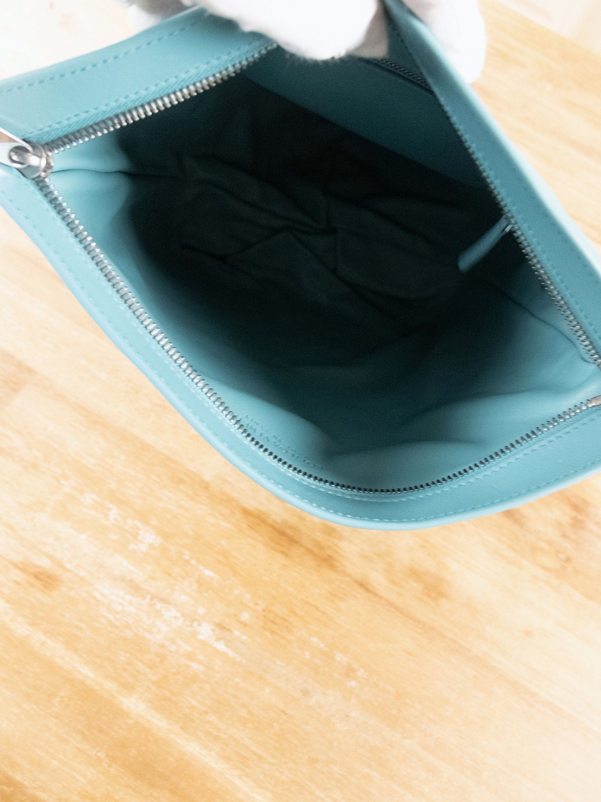 Bottega Veneta BOTTEGA VENETA Twist robin's egg blue leather knotted bag Size ONE SIZE - 9 Thumbnail
