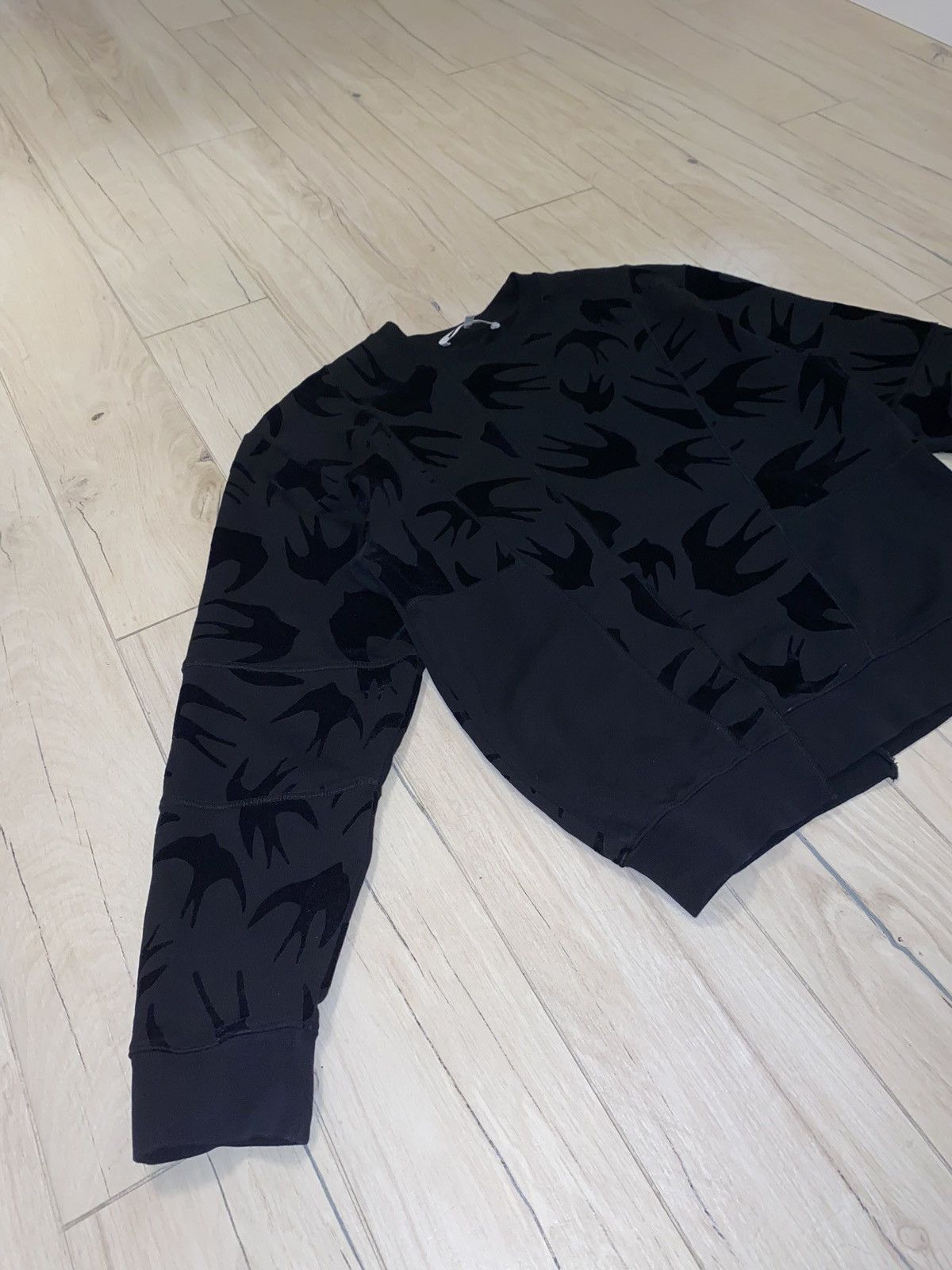 Alexander McQueen FW18 Alexander Mcqueen Swan Printed Patchwork Crewneck Size US M / EU 48-50 / 2 - 2 Thumbnail
