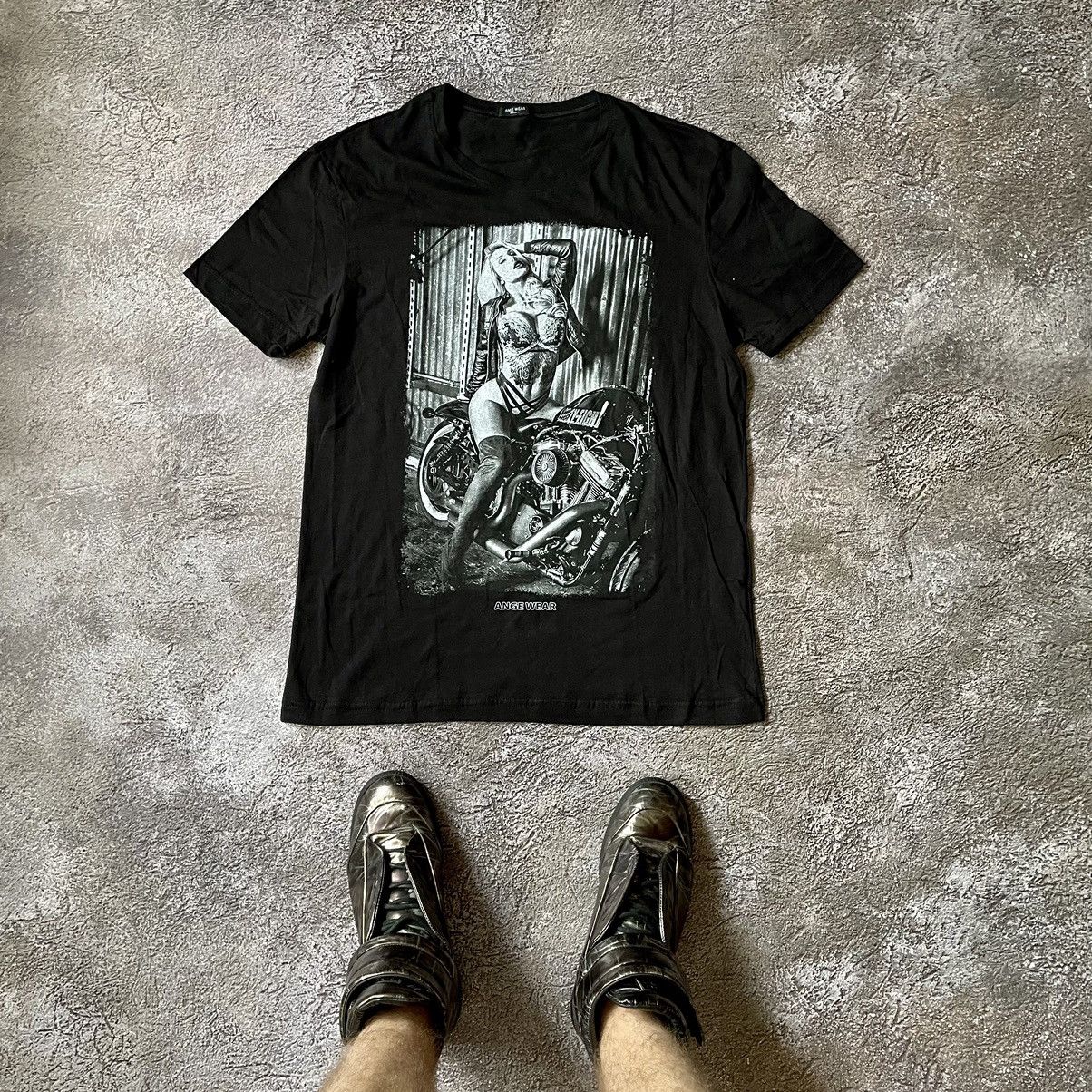 Vintage Vintage Y2K Graphic Tee Thrashed Black Grunge Streetwear M Size US M / EU 48-50 / 2 - 1 Thumbnail