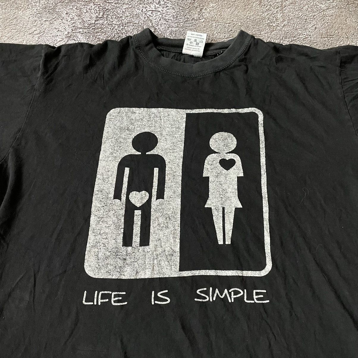 Vintage Vintage Y2K Graphic Tee Life Simple Black Oversized Goth L Size US L / EU 52-54 / 3 - 5 Thumbnail