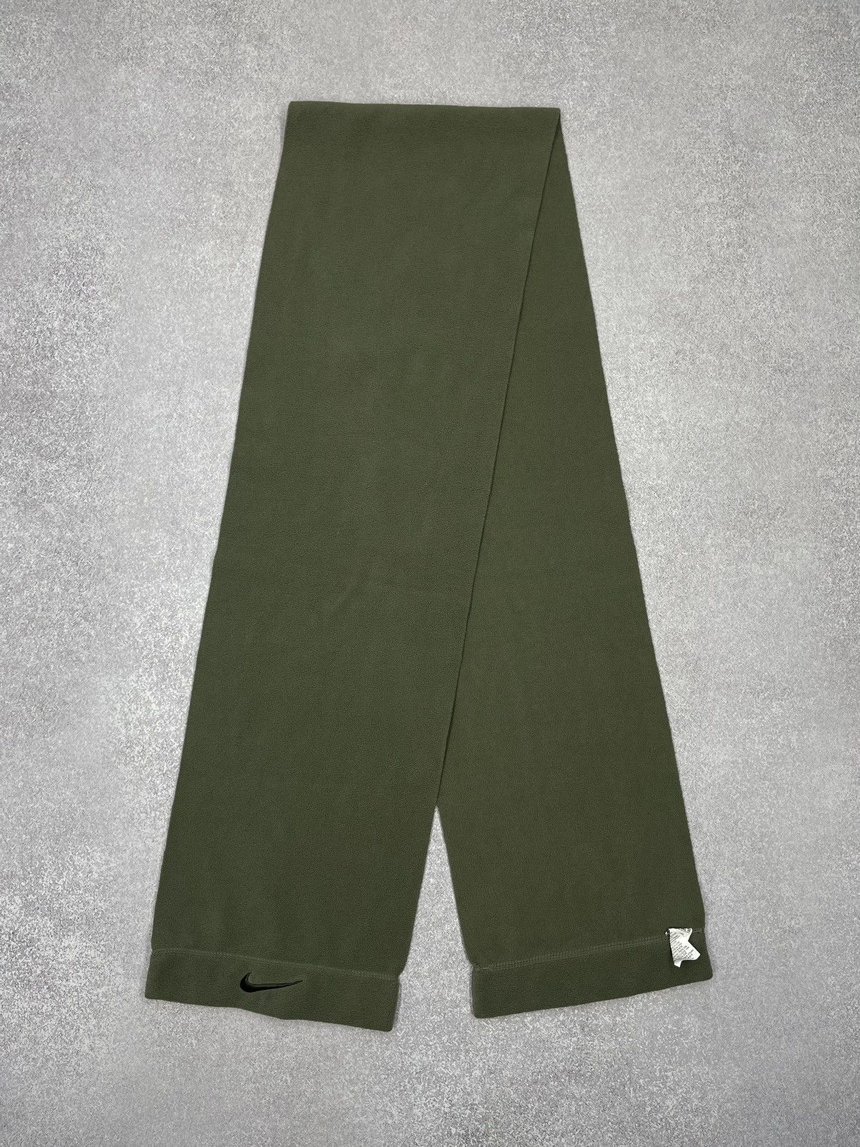 Nike Vintage Nike Fleece Scarf Y2K Drill Swoosh Size ONE SIZE - 2 Thumbnail