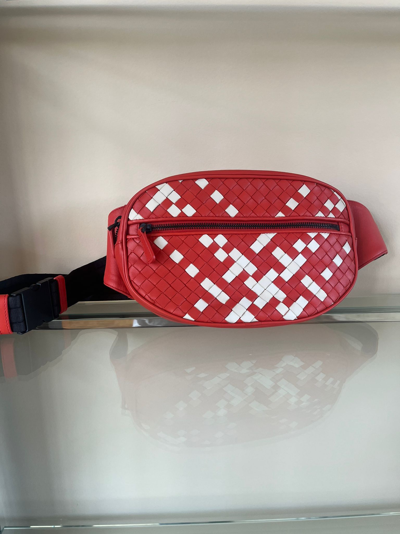 Bottega Veneta Intrecciato Belt Bag in Nappa in Multicolor Size ONE SIZE - 1 Thumbnail