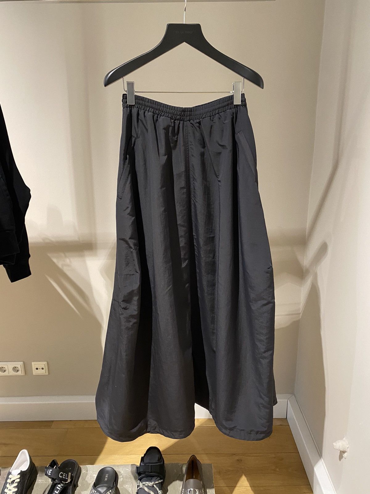 Balenciaga BNWT Balenciaga Sporty B XL Tracksuit Skirt Size 36" / US 14 / IT 50 - 2 Thumbnail