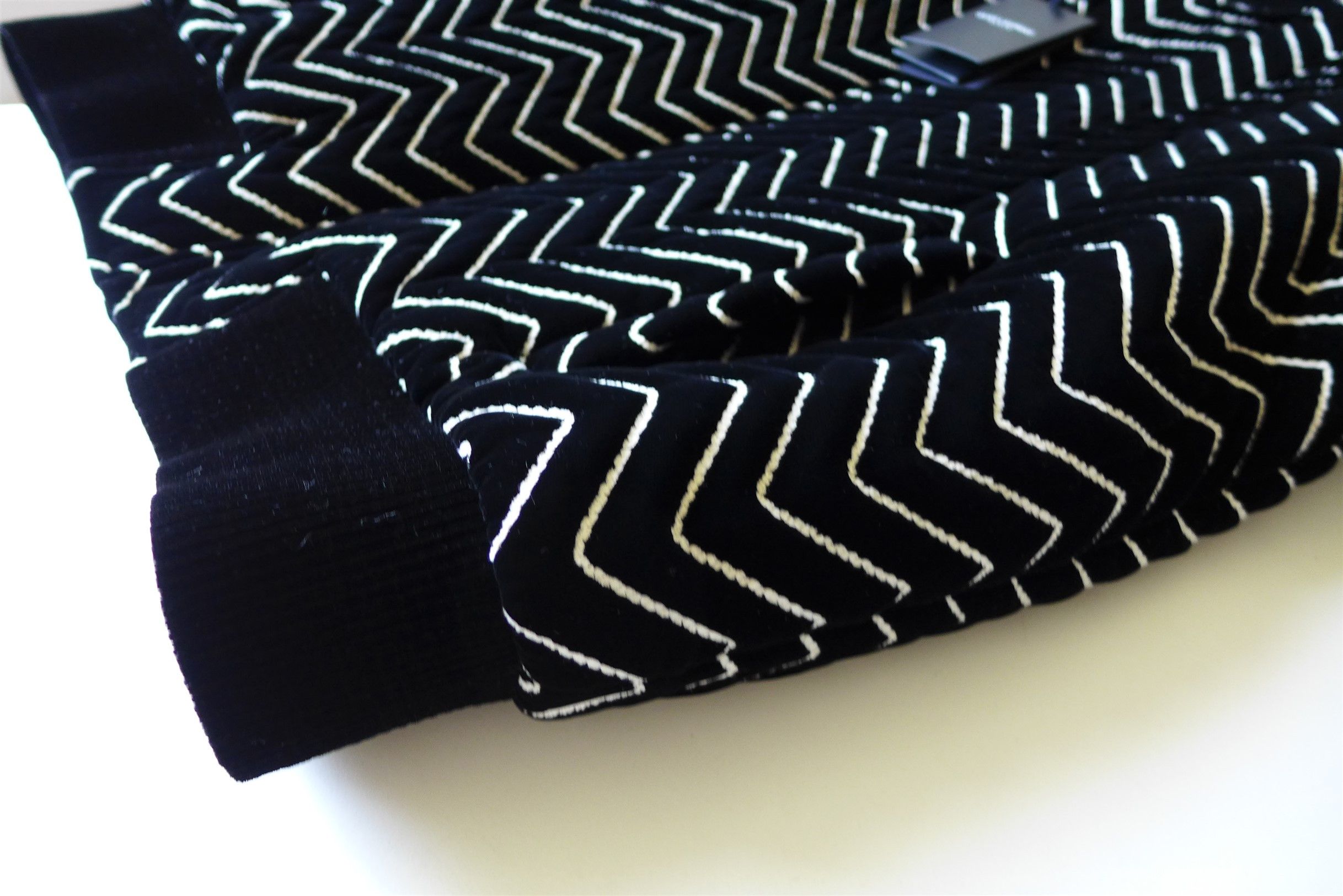 Saint Laurent Paris Saint Laurent Zigzag Velvet Bomber Jacket Size US M / EU 48-50 / 2 - 9 Thumbnail