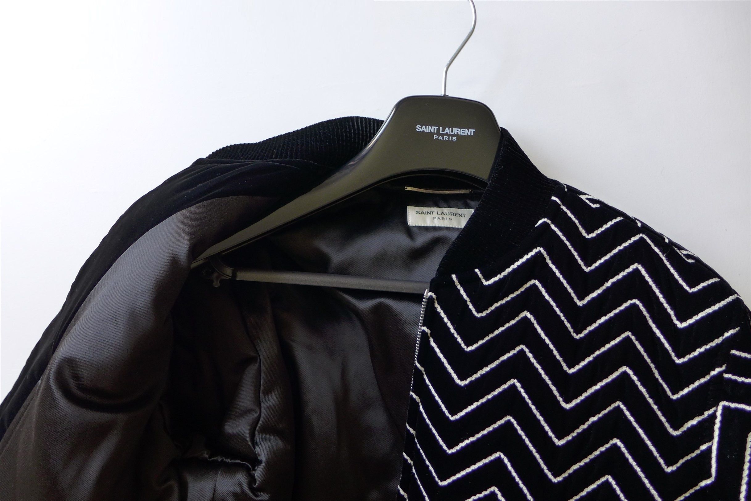 Saint Laurent Paris Saint Laurent Zigzag Velvet Bomber Jacket Size US M / EU 48-50 / 2 - 11 Thumbnail