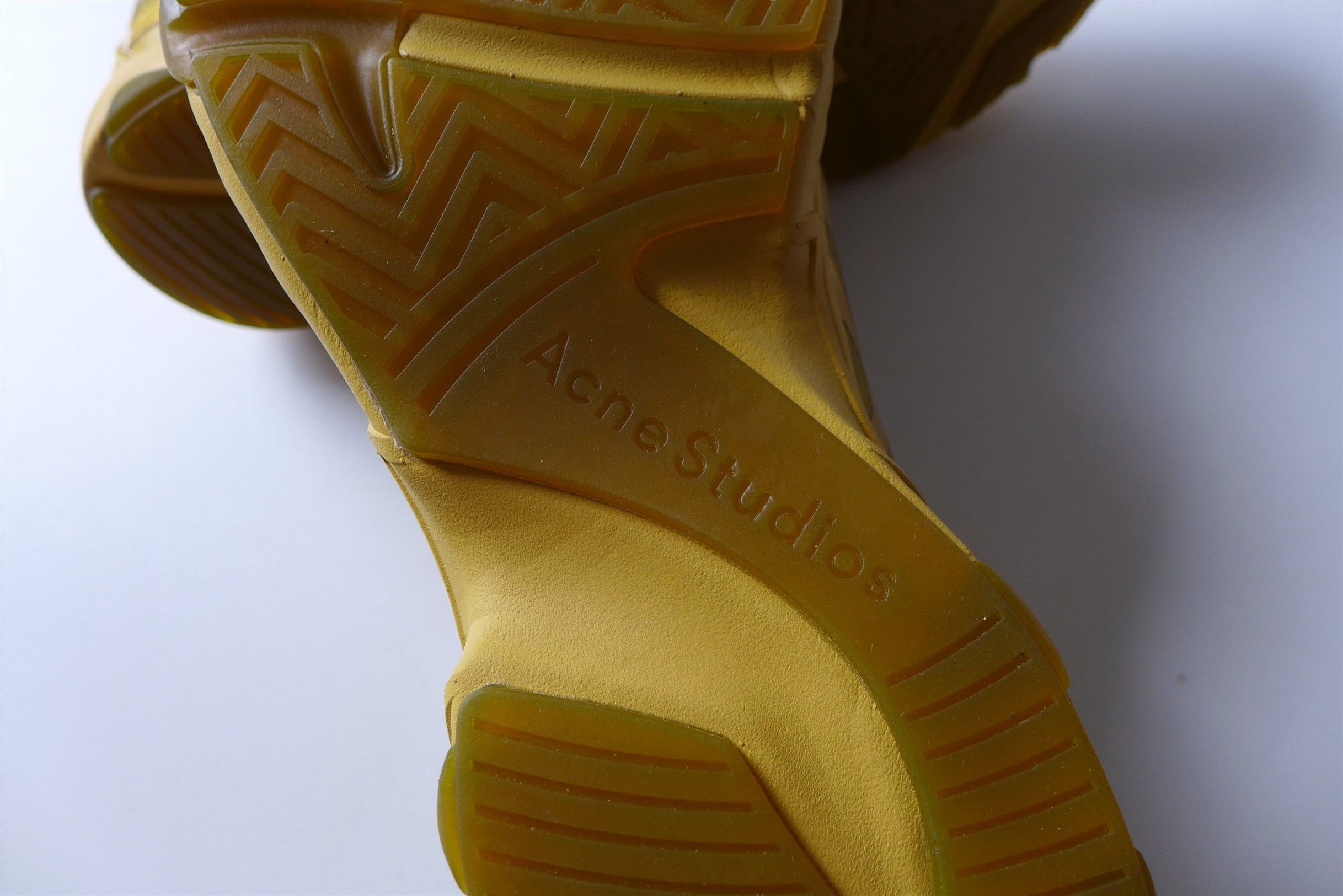 Acne Buzz Trail Sneakers -- Gold