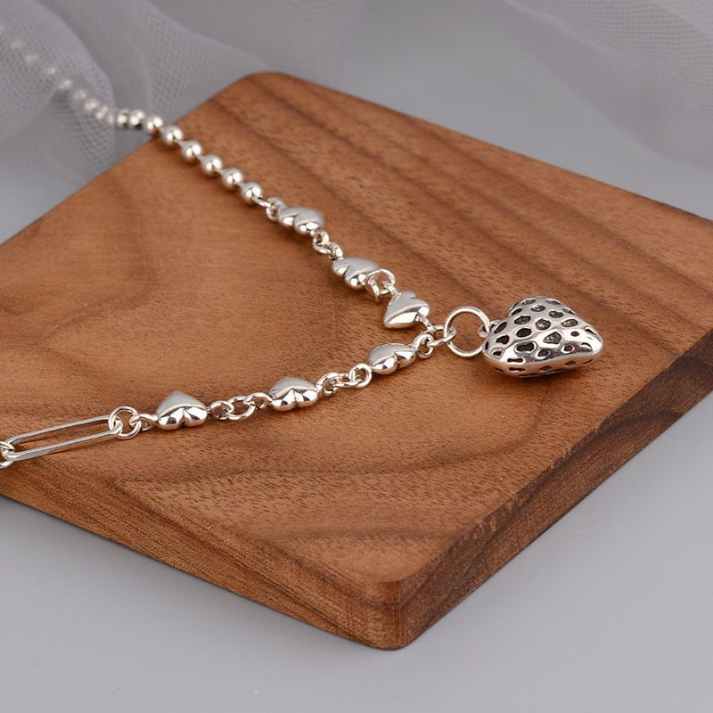Jewelry Simple Sweet Heart Strawberry Necklace Size ONE SIZE - 2 Thumbnail
