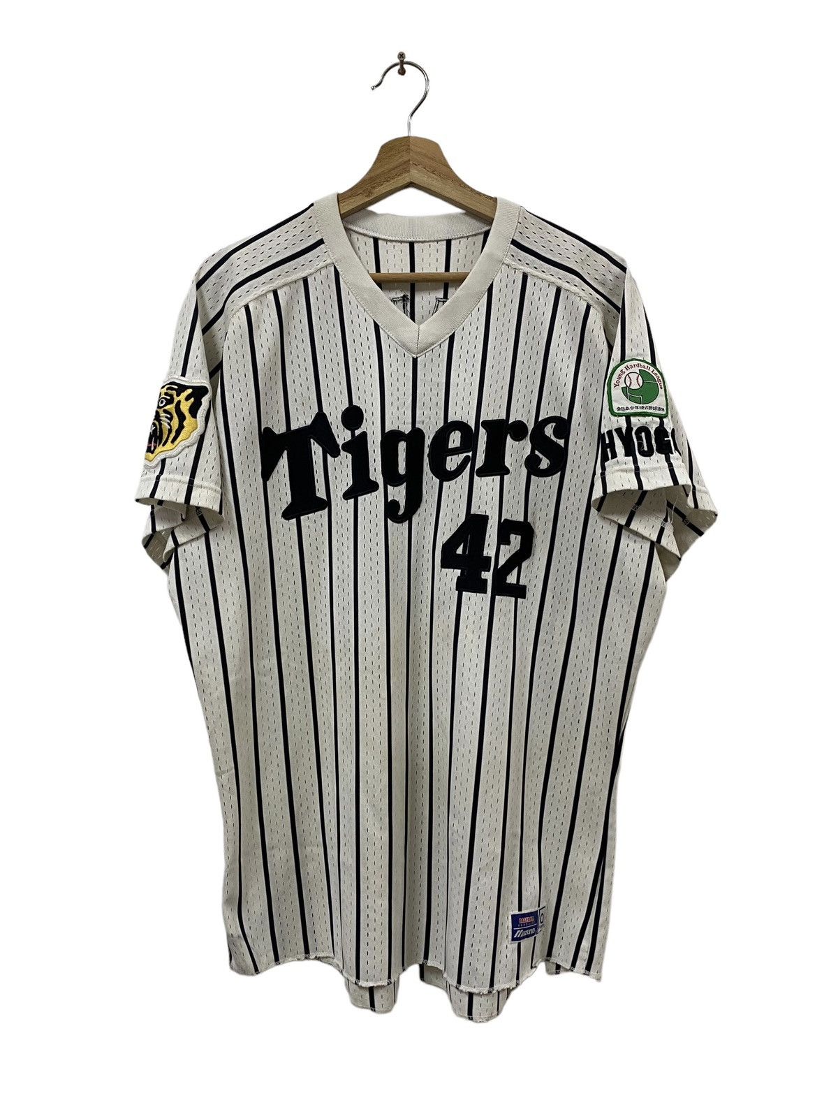 image of Triple A Baseball x Vintage Vtghashin Tigers Japan Baseball Jersey Nameset Hiramoto in White Black 