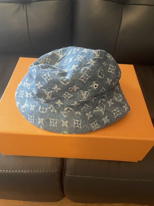 Louis Vuitton Monogram Monogram Essential Bucket Hat