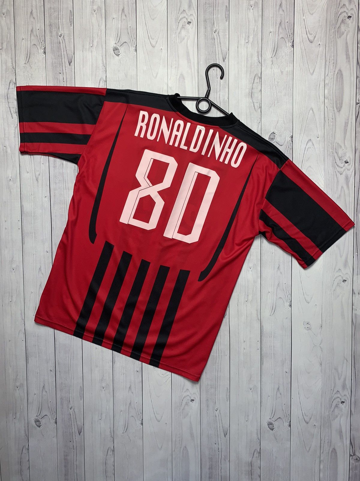 Vintage Vintage Milan soccer jersey Ronaldinho 80 size XL Size US XL / EU 56 / 4 - 2 Thumbnail