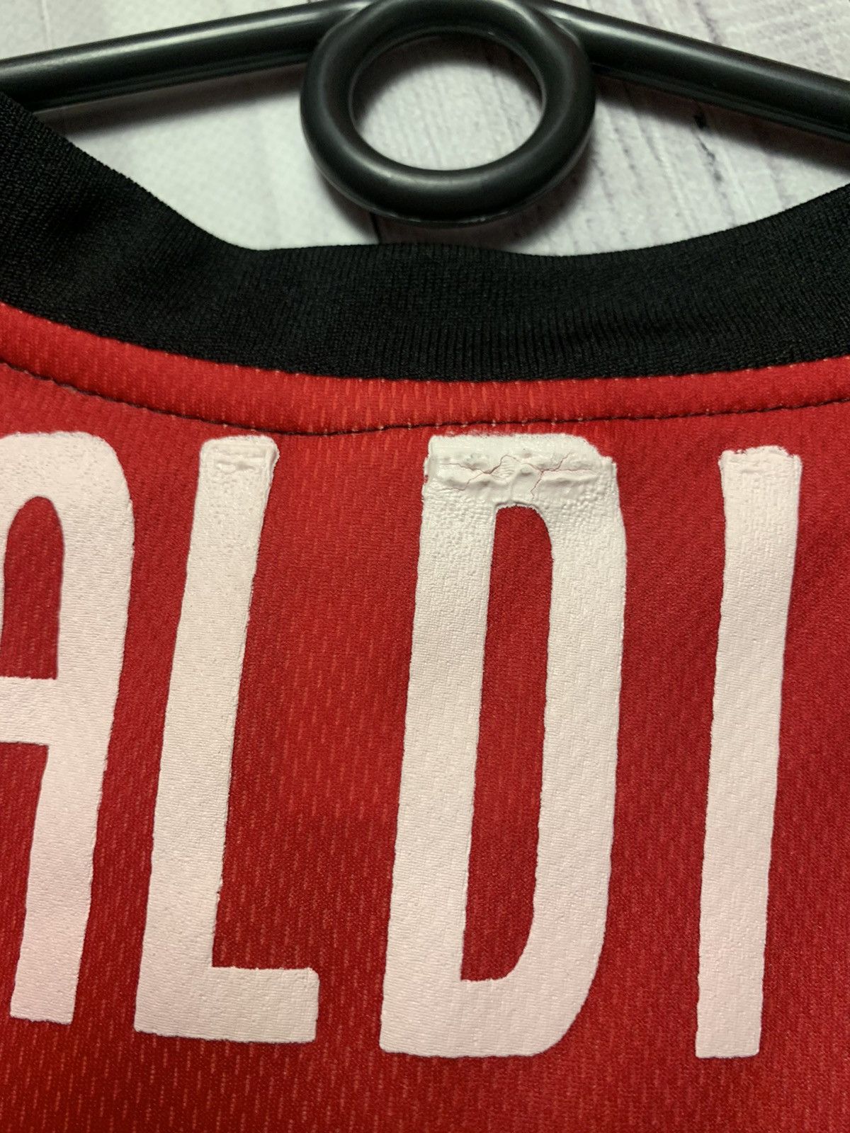 Vintage Vintage Milan soccer jersey Ronaldinho 80 size XL Size US XL / EU 56 / 4 - 8 Thumbnail