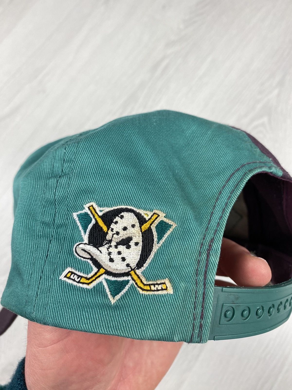 Starter Vintage The Mighty Ducks NHL Cap Hat Sharks Kings Size ONE SIZE - 4 Thumbnail