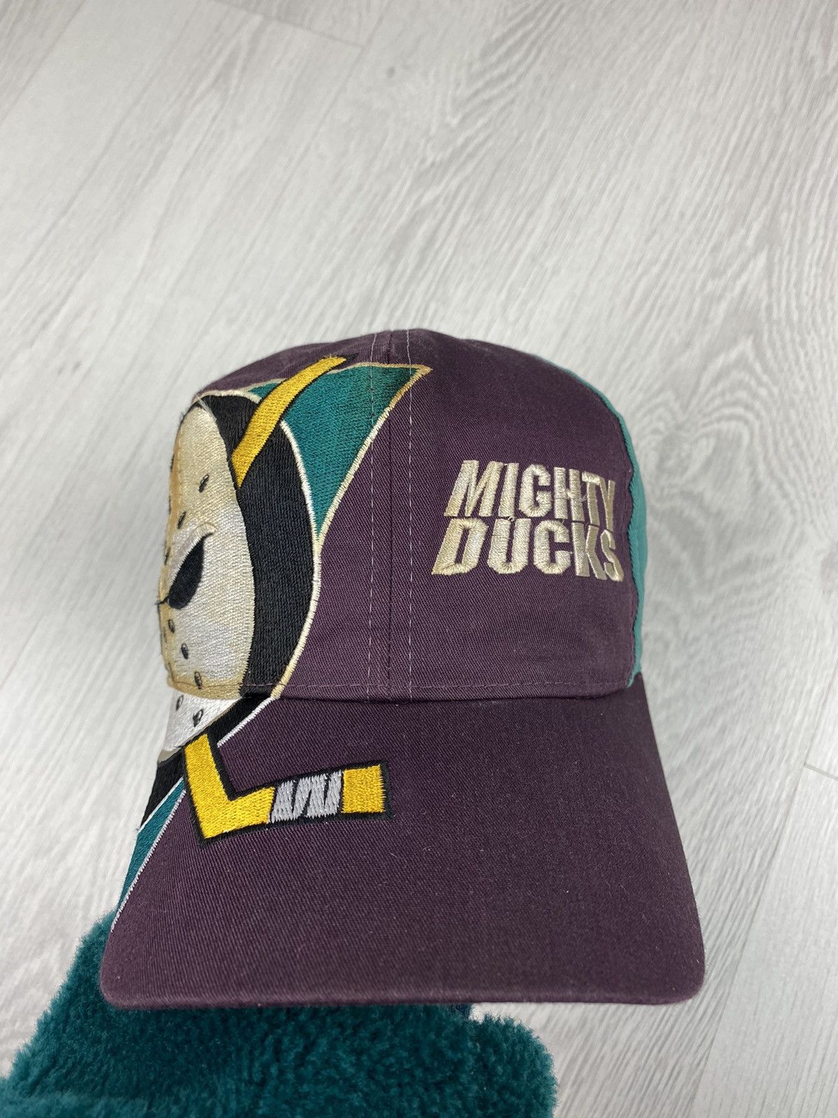 Starter Vintage The Mighty Ducks NHL Cap Hat Sharks Kings Size ONE SIZE - 2 Thumbnail