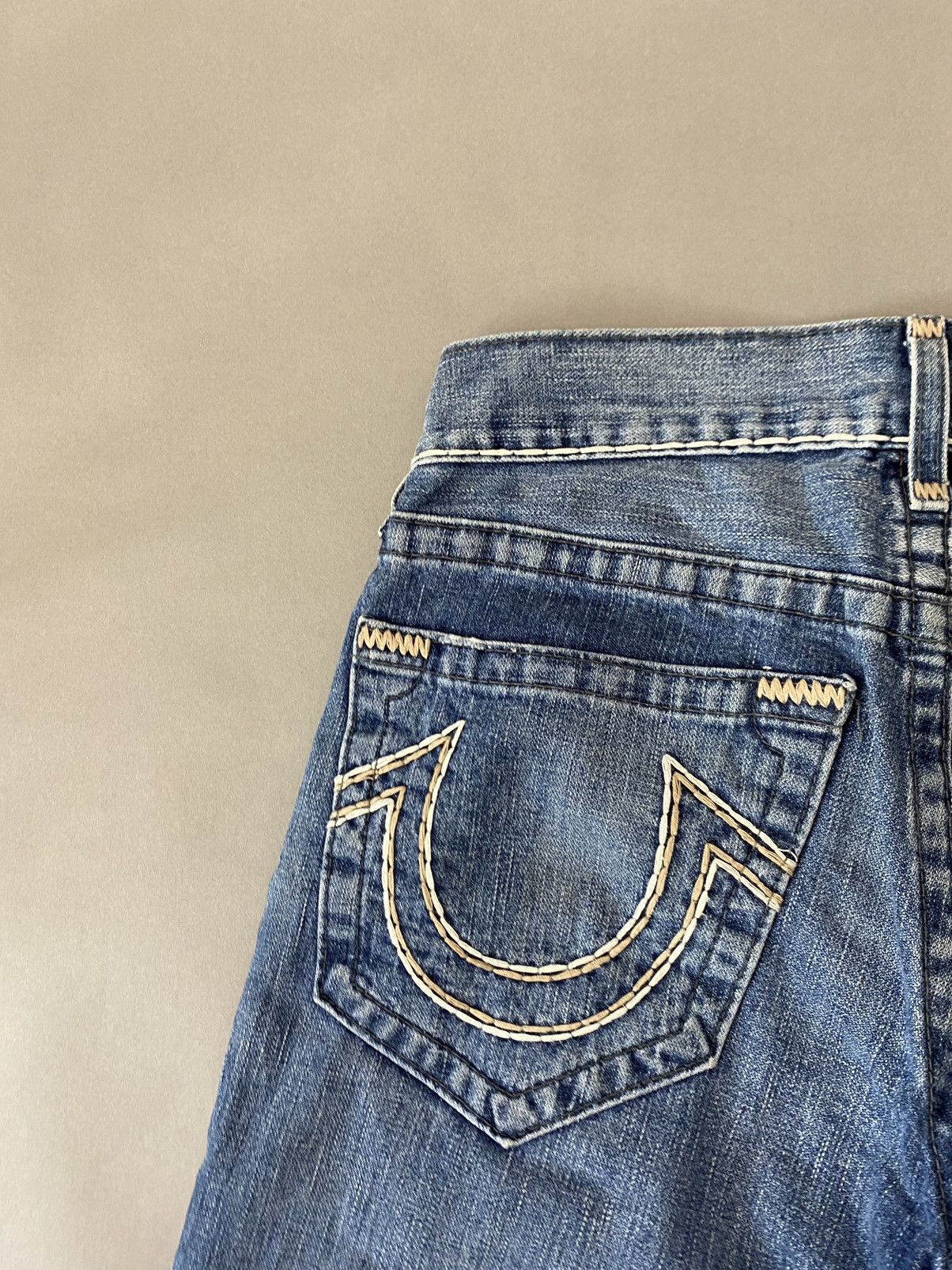 True Religion × Vintage True Religion vintage blue denim shorts thick stitching Y2K Size US 28 / EU 44 - 4 Thumbnail