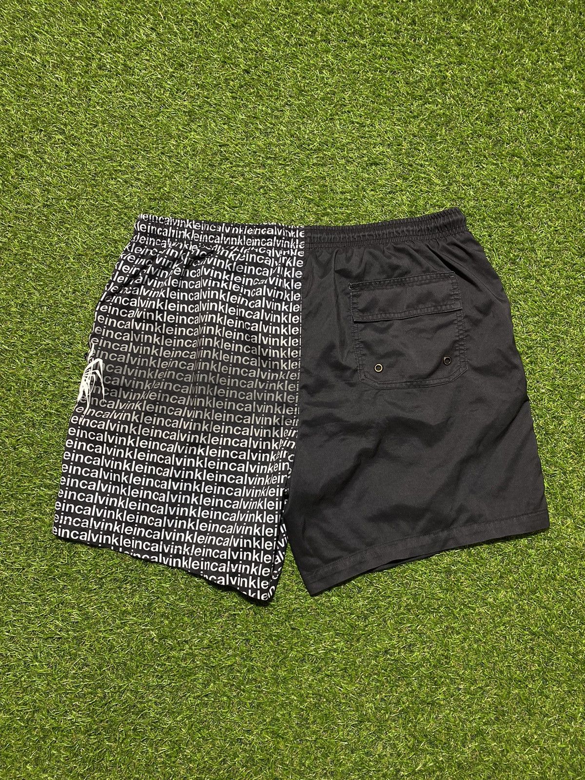 Calvin Klein Vintage Calvin Klein shorts swimwear y2k style size M Size US 32 / EU 48 - 3 Thumbnail