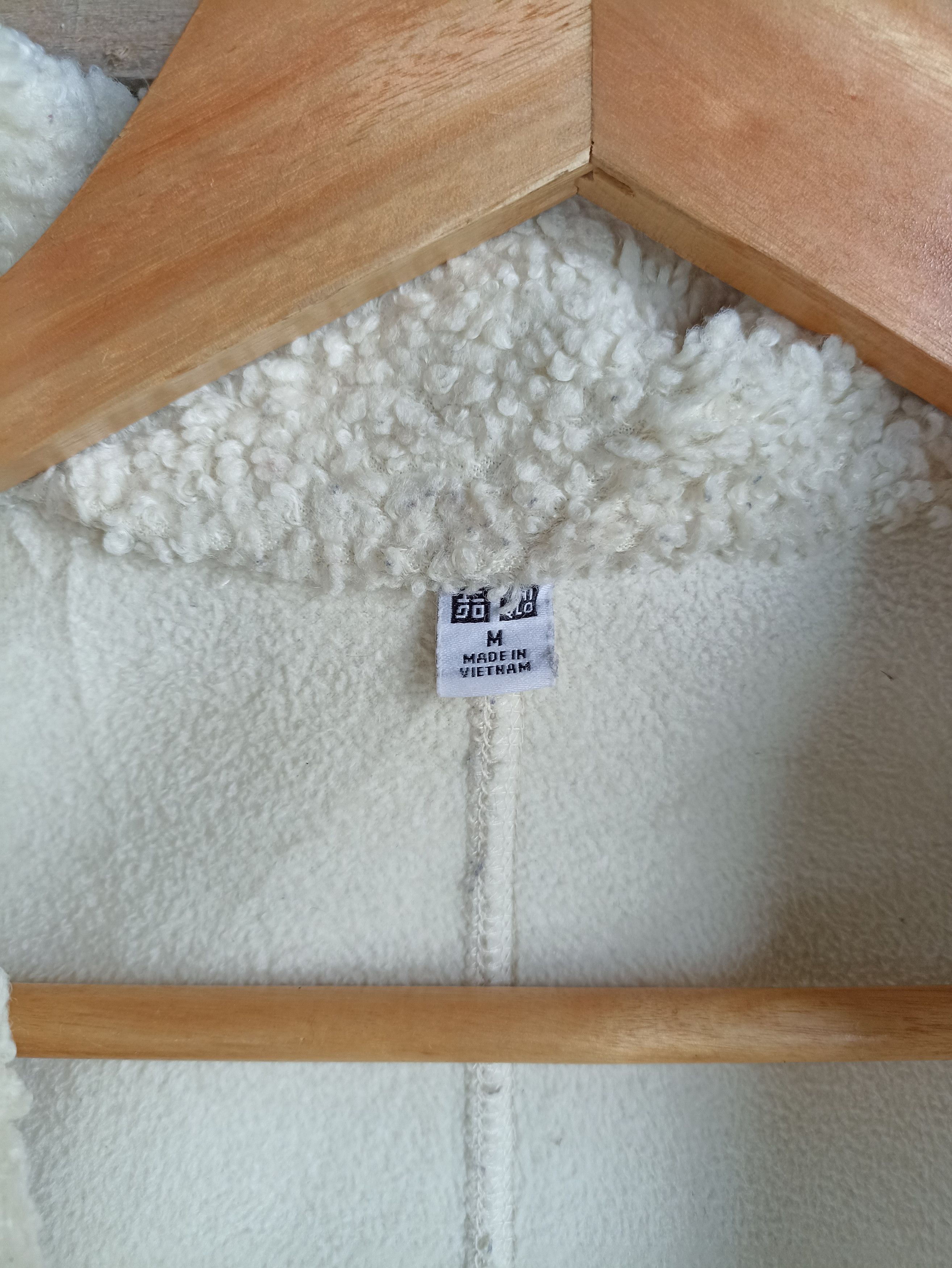 Uniqlo Uniqlo Bulky Fleece Long Jacket Size M / US 6-8 / IT 42-44 - 5 Thumbnail