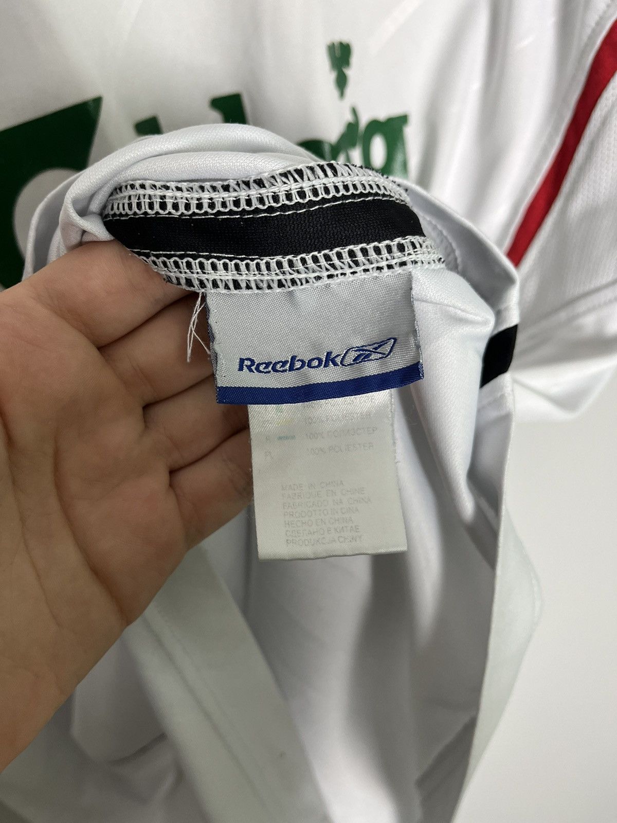 Reebok Vintage Liverpool Gerrard Reebok soccer Jersey tshirt 2005 Size US XL / EU 56 / 4 - 17 Thumbnail