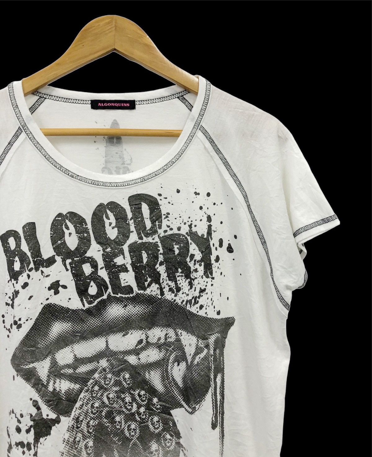 Algonquins 00's Algonquins “ Blood Berry “ Harajuku punk culture tee Size US M / EU 48-50 / 2 - 8 Thumbnail