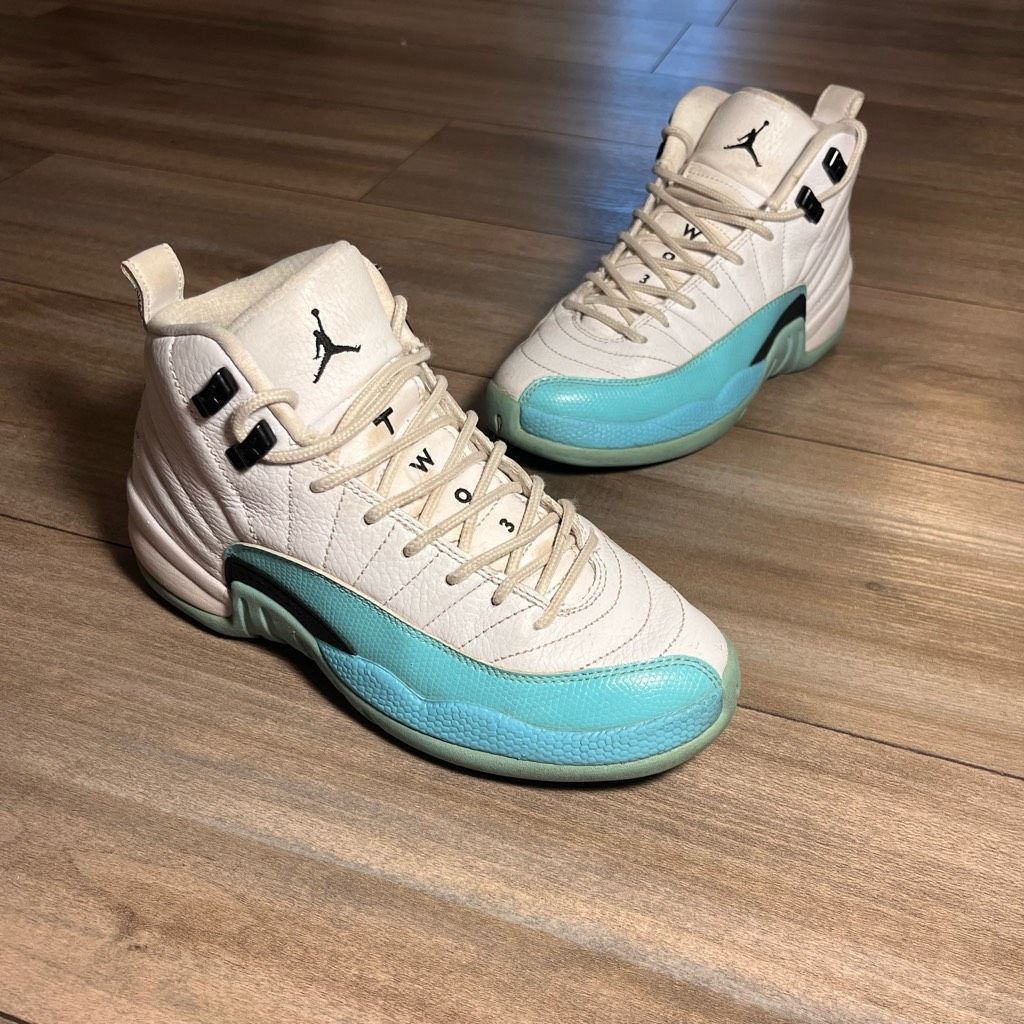 Nike Air Jordan 12 Retro Light Aqua (GS) Size 5Y or Women's