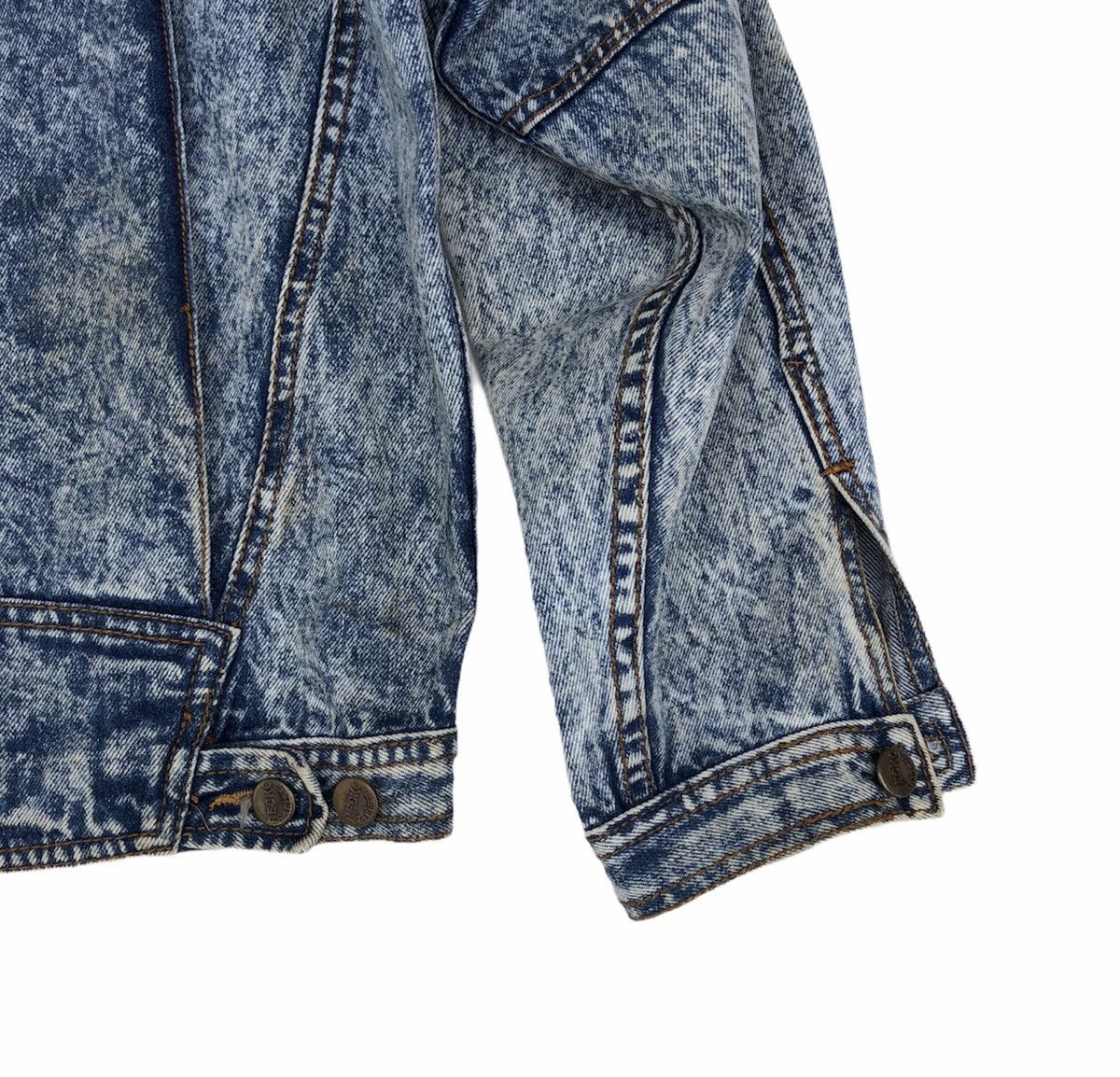 Vintage Vintage 90s Acid Wash Trucker Denim Jacket Size US L / EU 52-54 / 3 - 8 Thumbnail