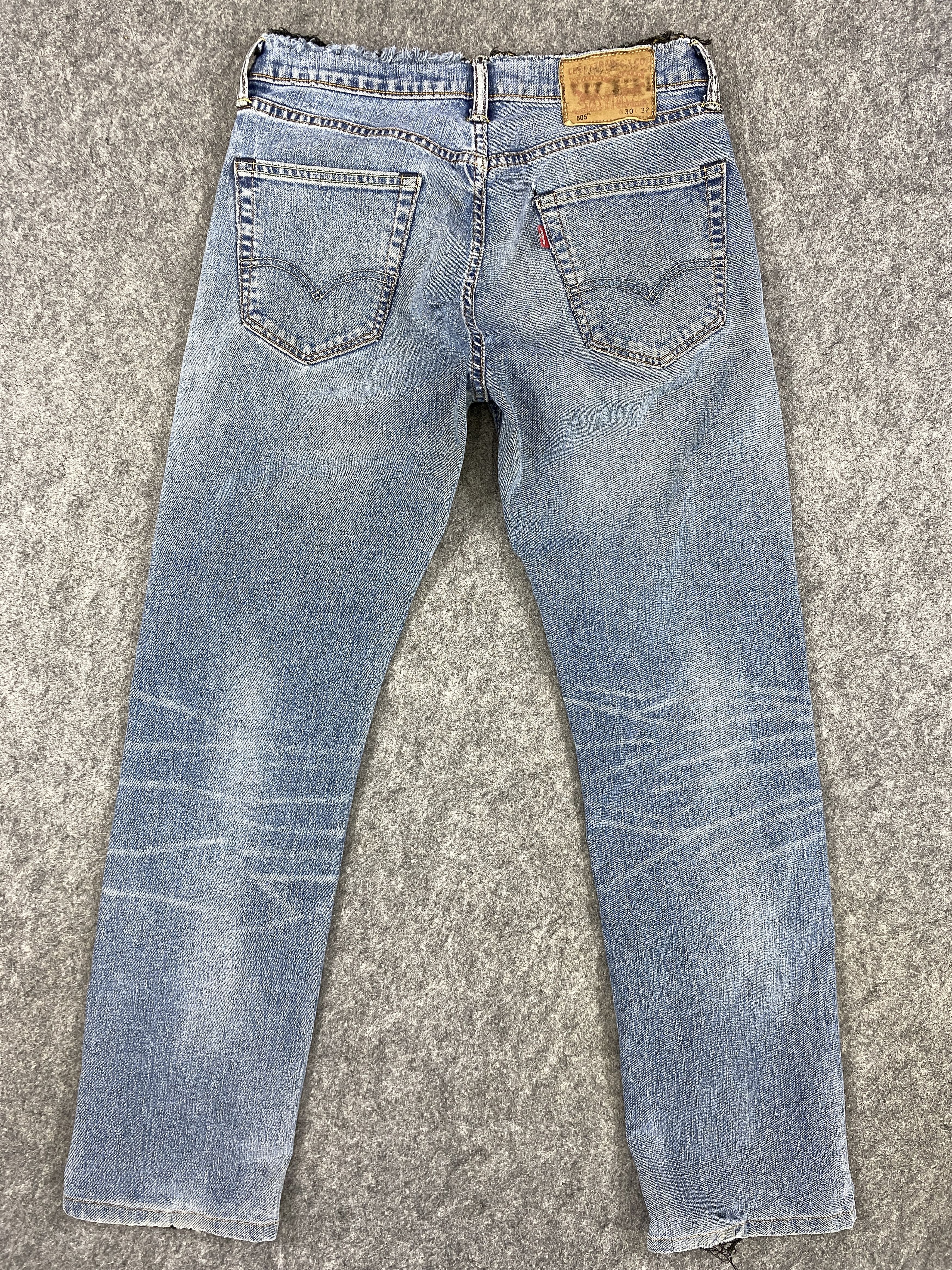 Levi's Blue Distressed Levi's 505 Jeans 29x29 Denim -JN1237 Size US 29 - 2 Thumbnail