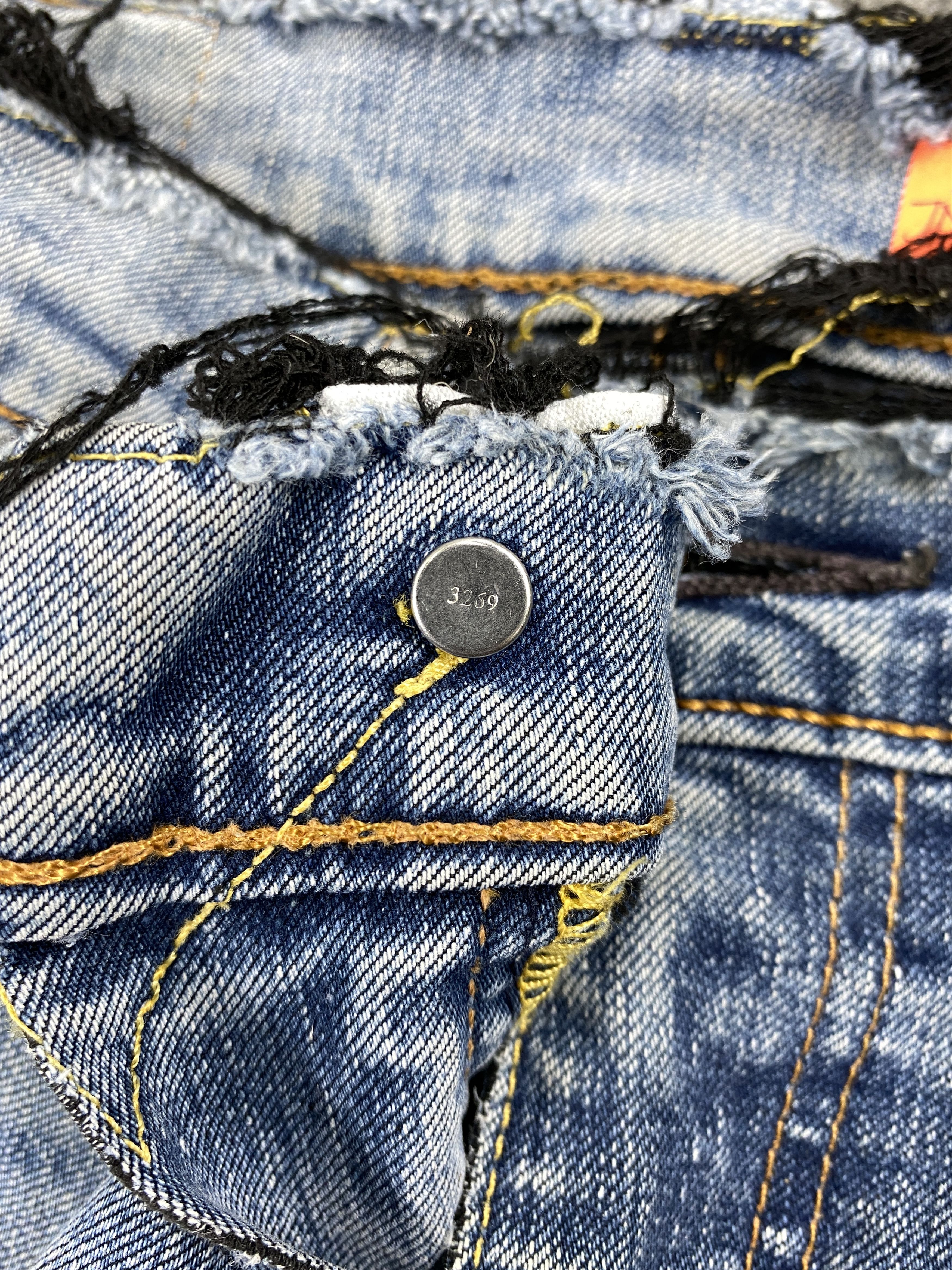 Levi's Blue Distressed Levi's 505 Jeans 29x29 Denim -JN1237 Size US 29 - 7 Thumbnail