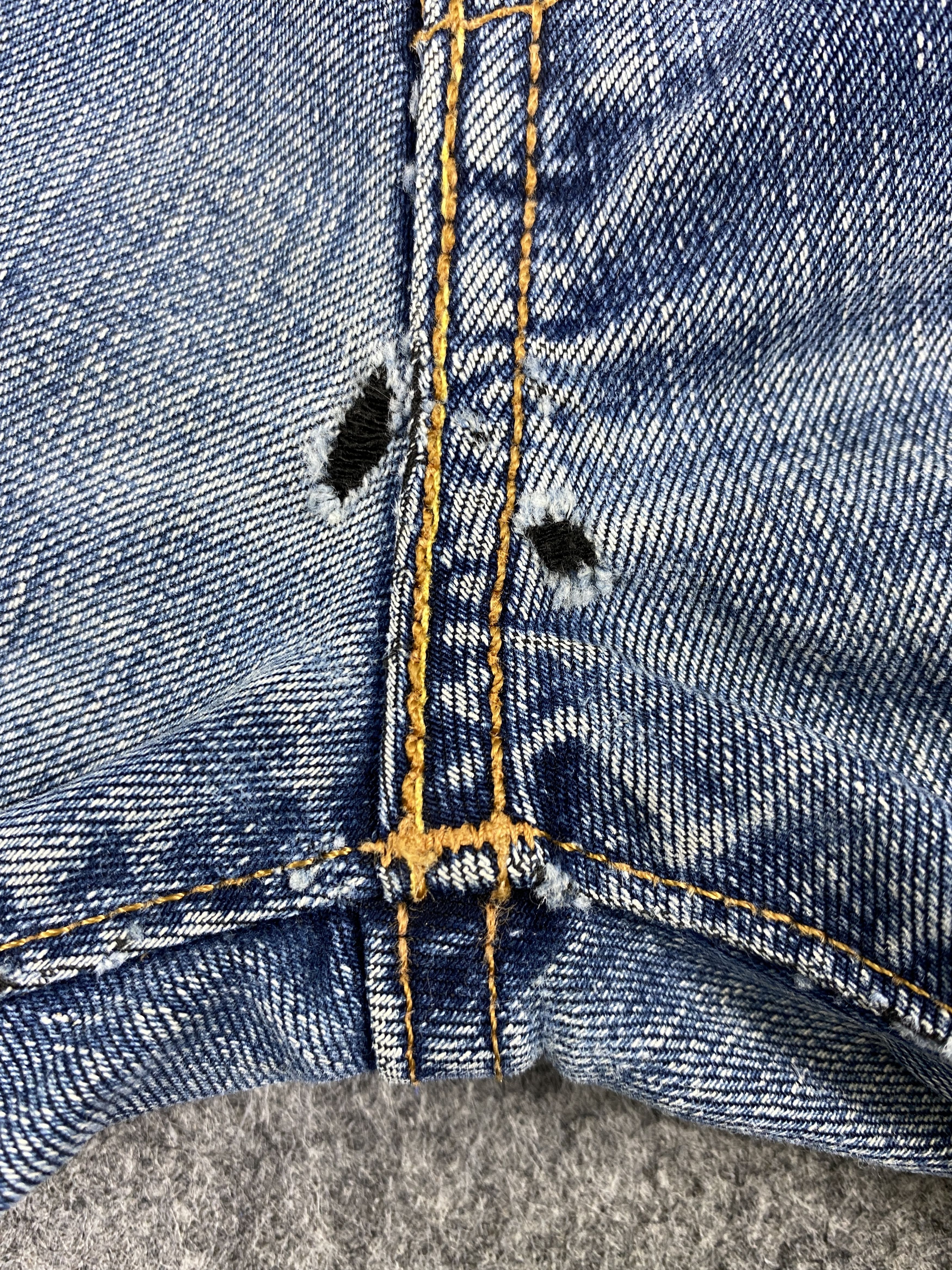 Levi's Blue Distressed Levi's 505 Jeans 29x29 Denim -JN1237 Size US 29 - 11 Thumbnail
