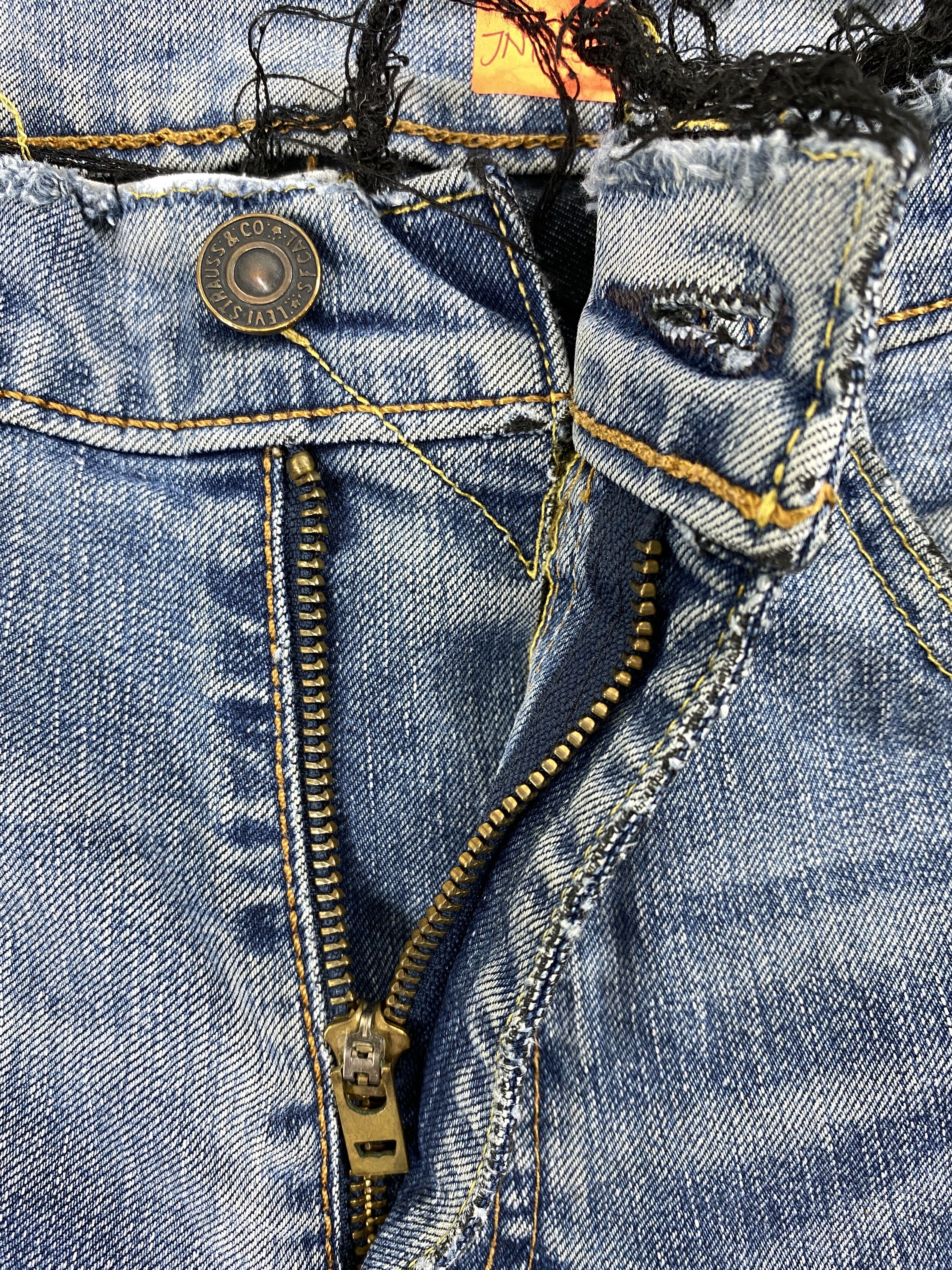 Levi's Blue Distressed Levi's 505 Jeans 29x29 Denim -JN1237 Size US 29 - 6 Thumbnail