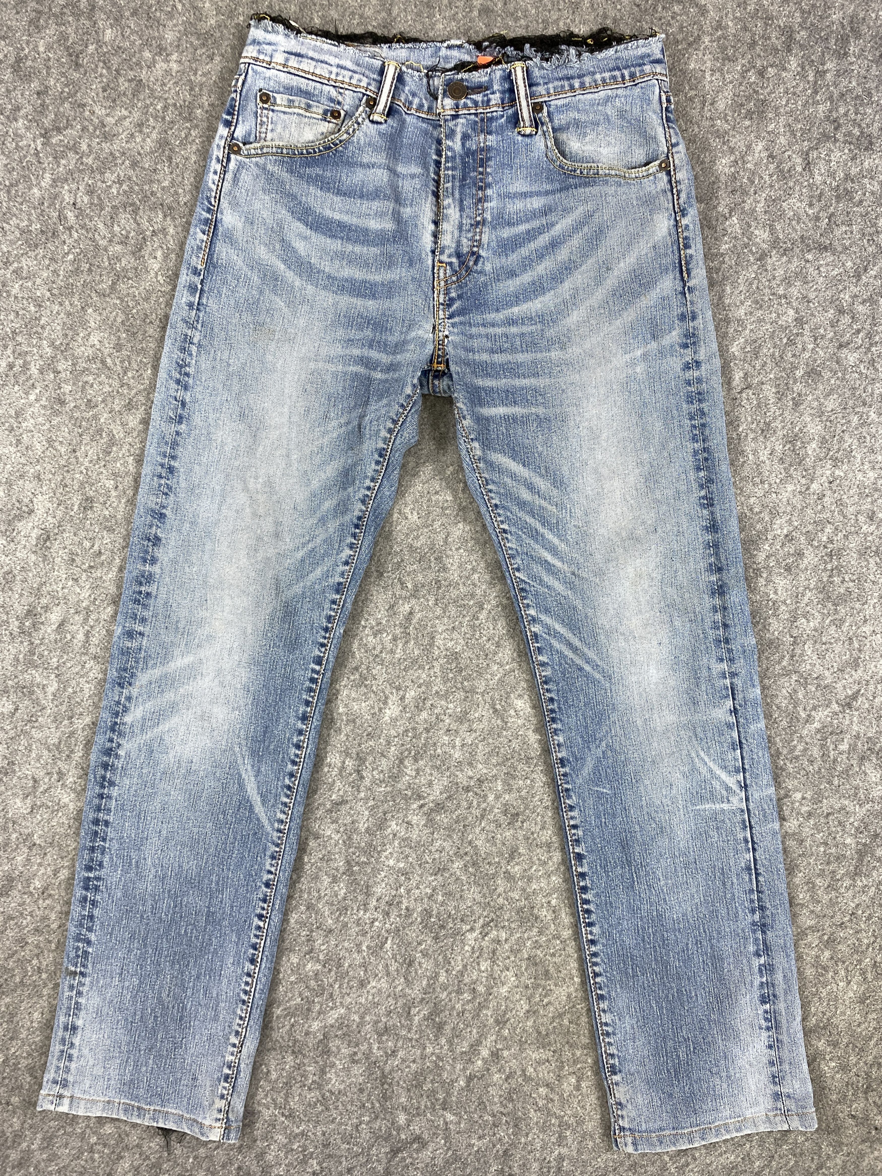 Levi's Blue Distressed Levi's 505 Jeans 29x29 Denim -JN1237 Size US 29 - 1 Thumbnail