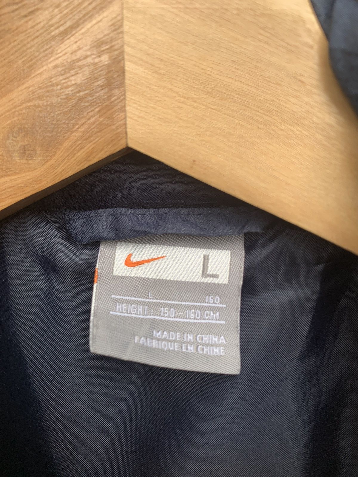 Nike 👹Nike Big Back Swoosh Jacket (Kids) Size US M / EU 48-50 / 2 - 13 Thumbnail