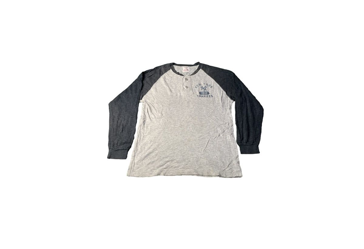 MLB New York Yankees Long Sleeve Raglan Tee S-M Size US S / EU 44-46 / 1 - 1 Thumbnail