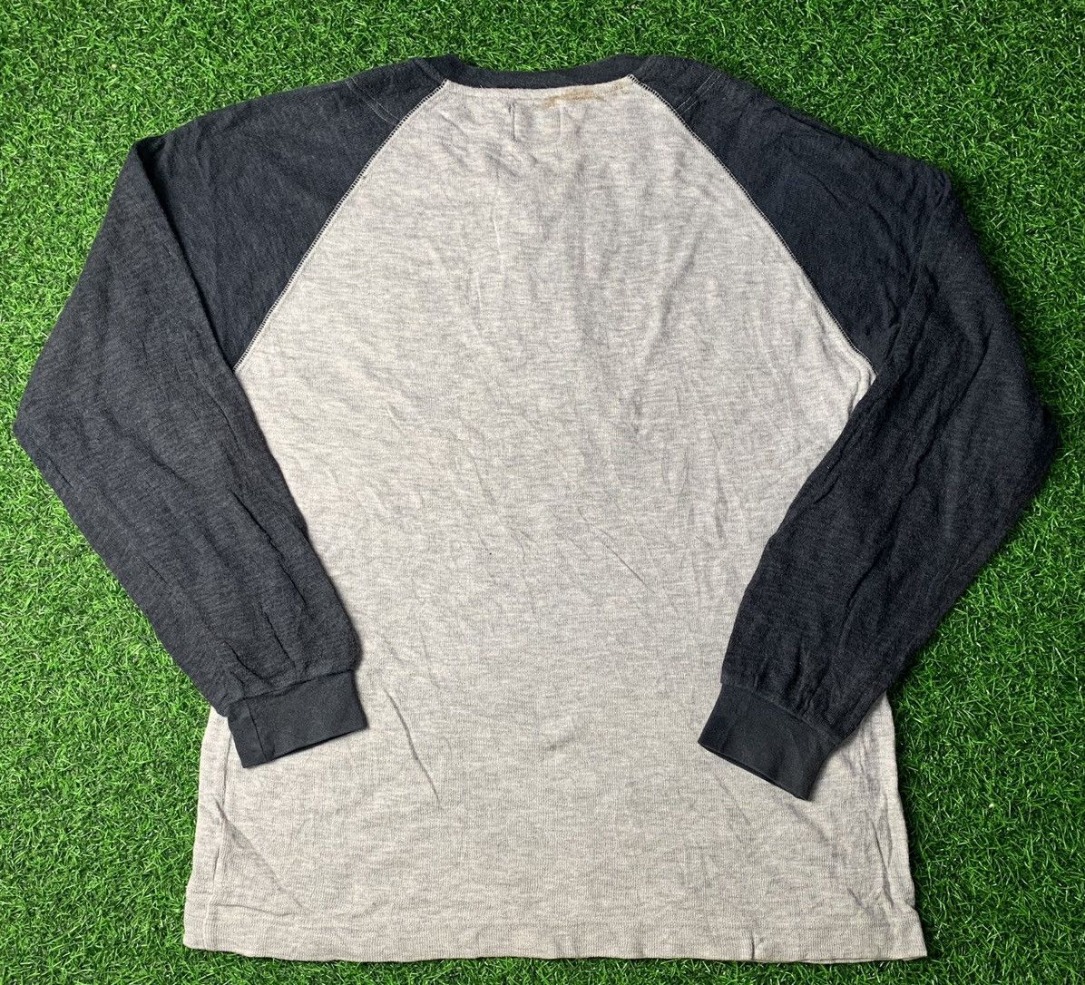 MLB New York Yankees Long Sleeve Raglan Tee S-M Size US S / EU 44-46 / 1 - 6 Thumbnail