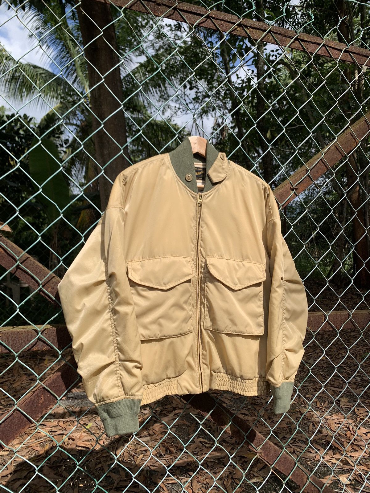 Vintage 🪖Vintage Light Puffer Military Style Bomber Jacket Size US M / EU 48-50 / 2 - 2 Thumbnail