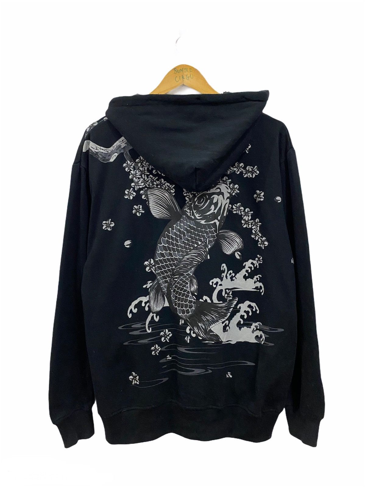 image of Sukajan Souvenir Jacket Bullet Noise Sukajan Hoddies Sweater in Black, Men's (Size Large)