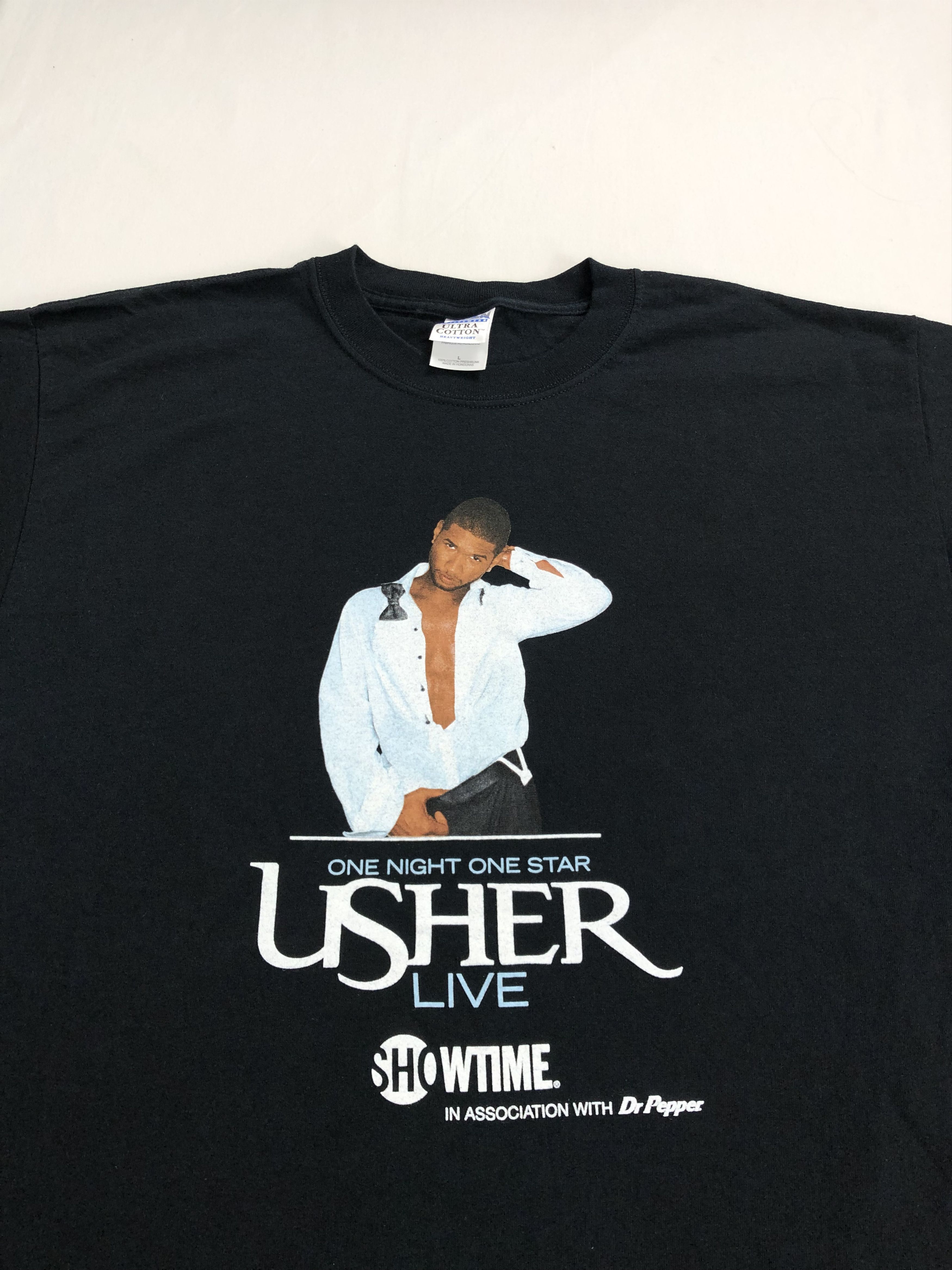 Band Tees Vintage 2000s Usher Black Tee (Kanye West Lil Wayne) Size US L / EU 52-54 / 3 - 3 Thumbnail