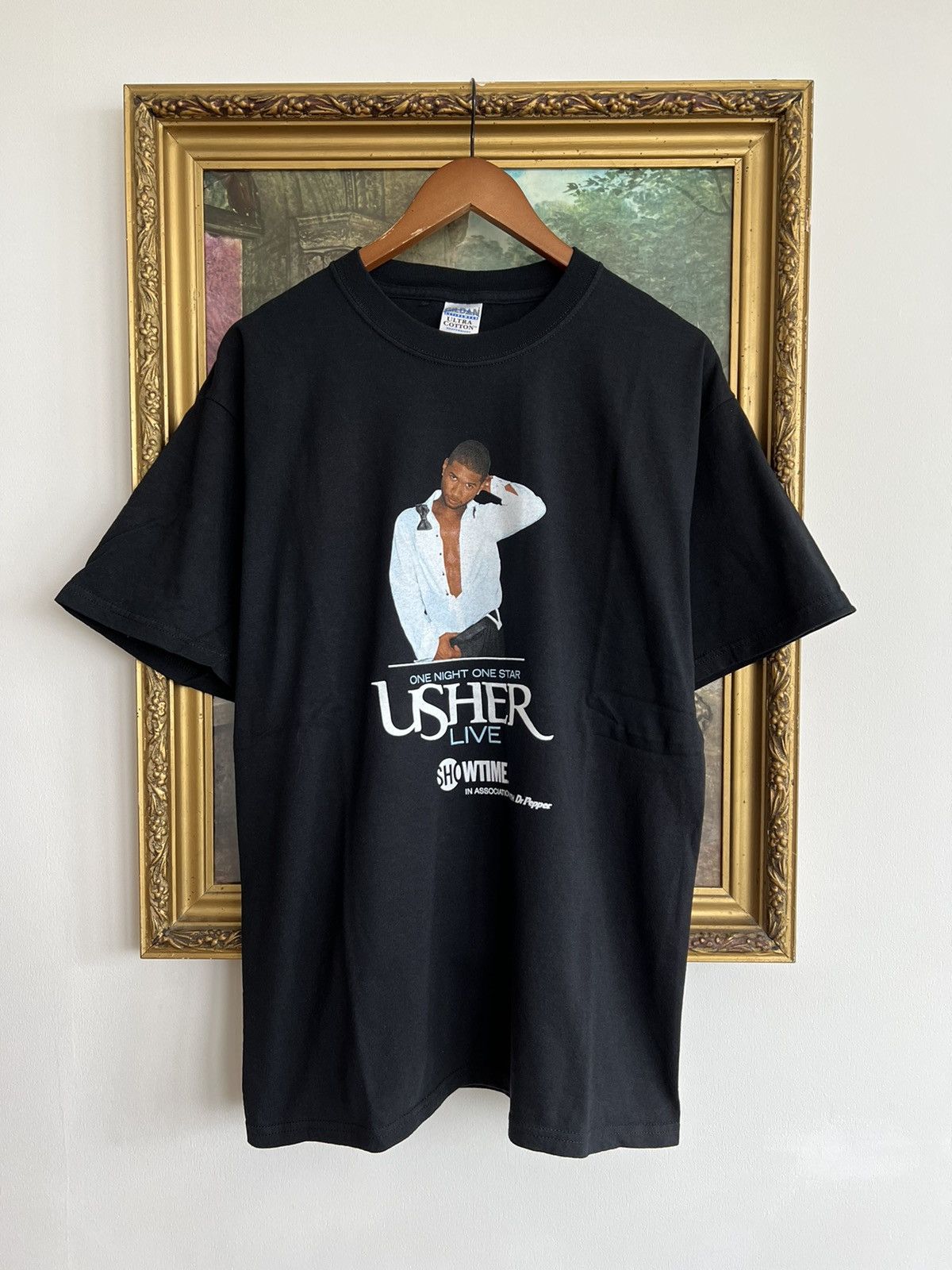 Band Tees Vintage 2000s Usher Black Tee (Kanye West Lil Wayne) Size US L / EU 52-54 / 3 - 1 Thumbnail