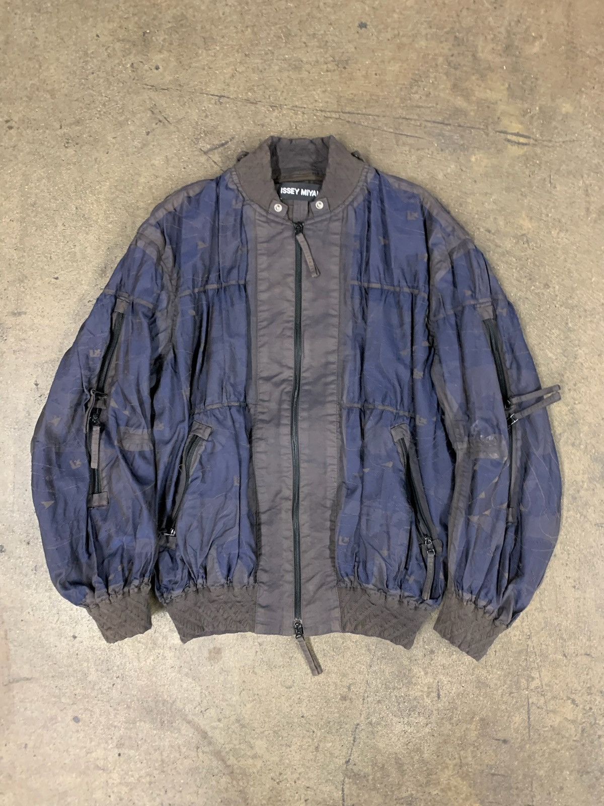 image of Issey Miyake Issue Miyake Ss 08 “The Wind” Archive Parachute Bomber in Black, Men's (Size Small)