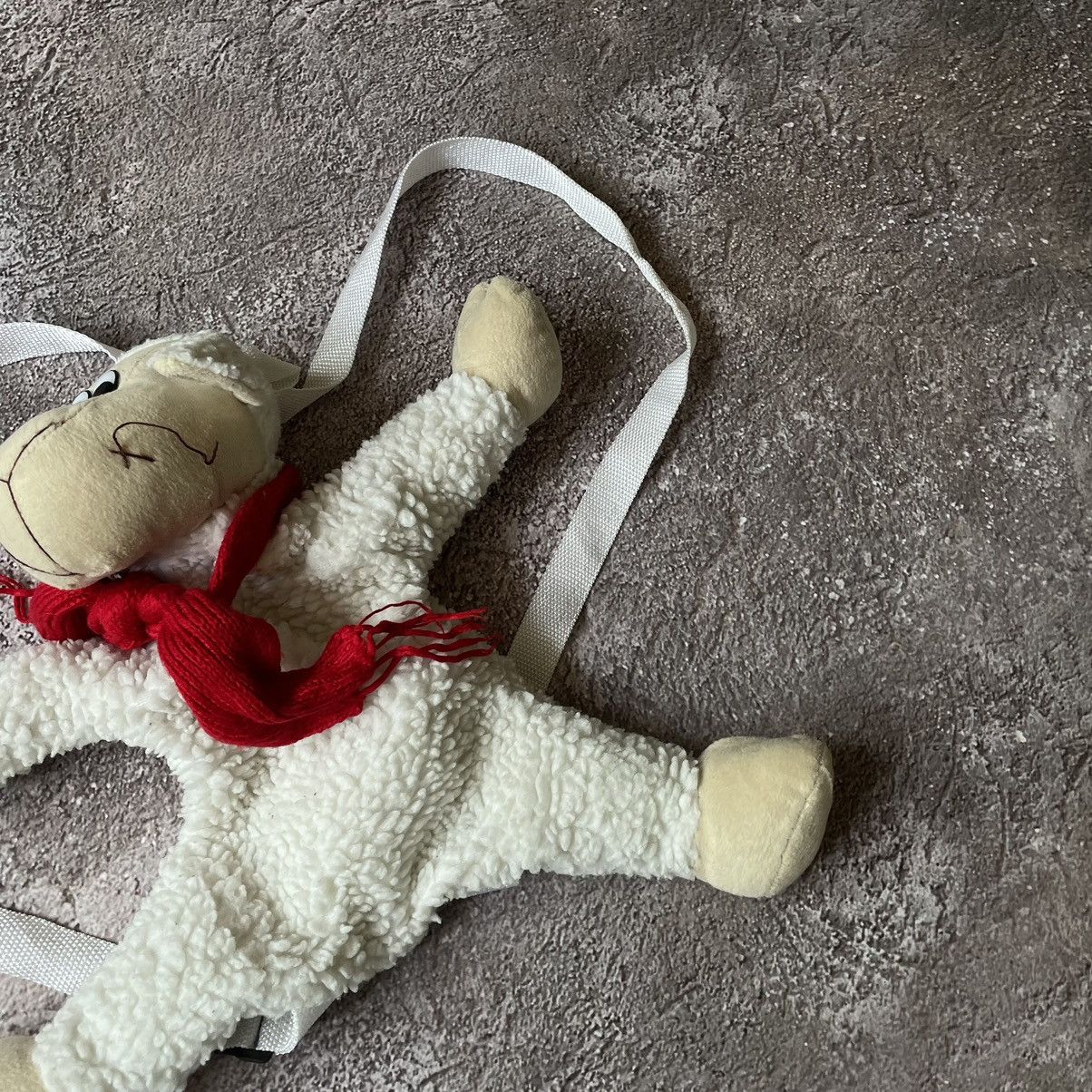 Vintage Vintage Y2K 90s Plush Goat Backpack Toy Cream Grunge Slim OS Size ONE SIZE - 4 Thumbnail